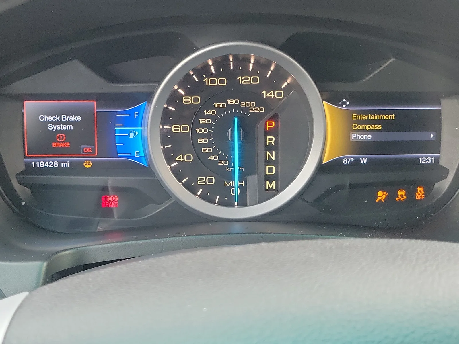 2014 Ford Explorer XLT photo 27