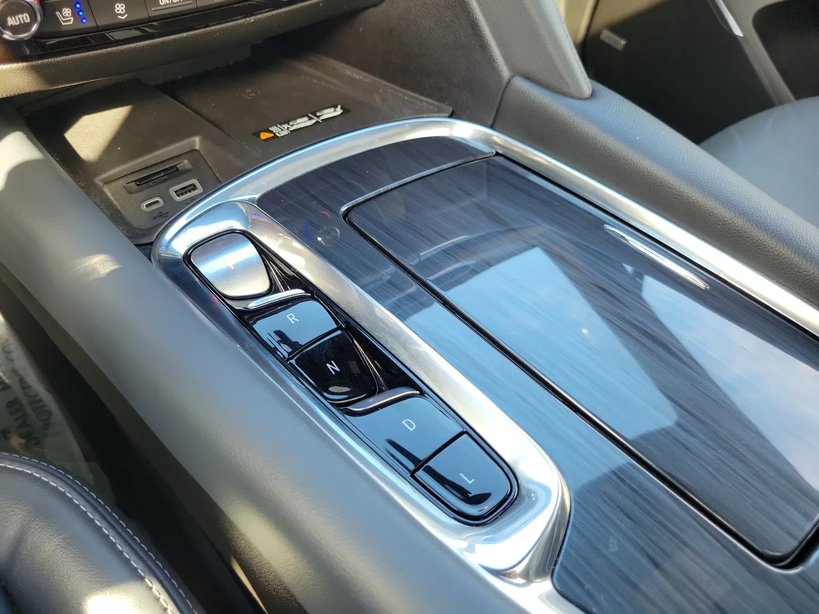 2023 Buick Enclave Premium photo 22