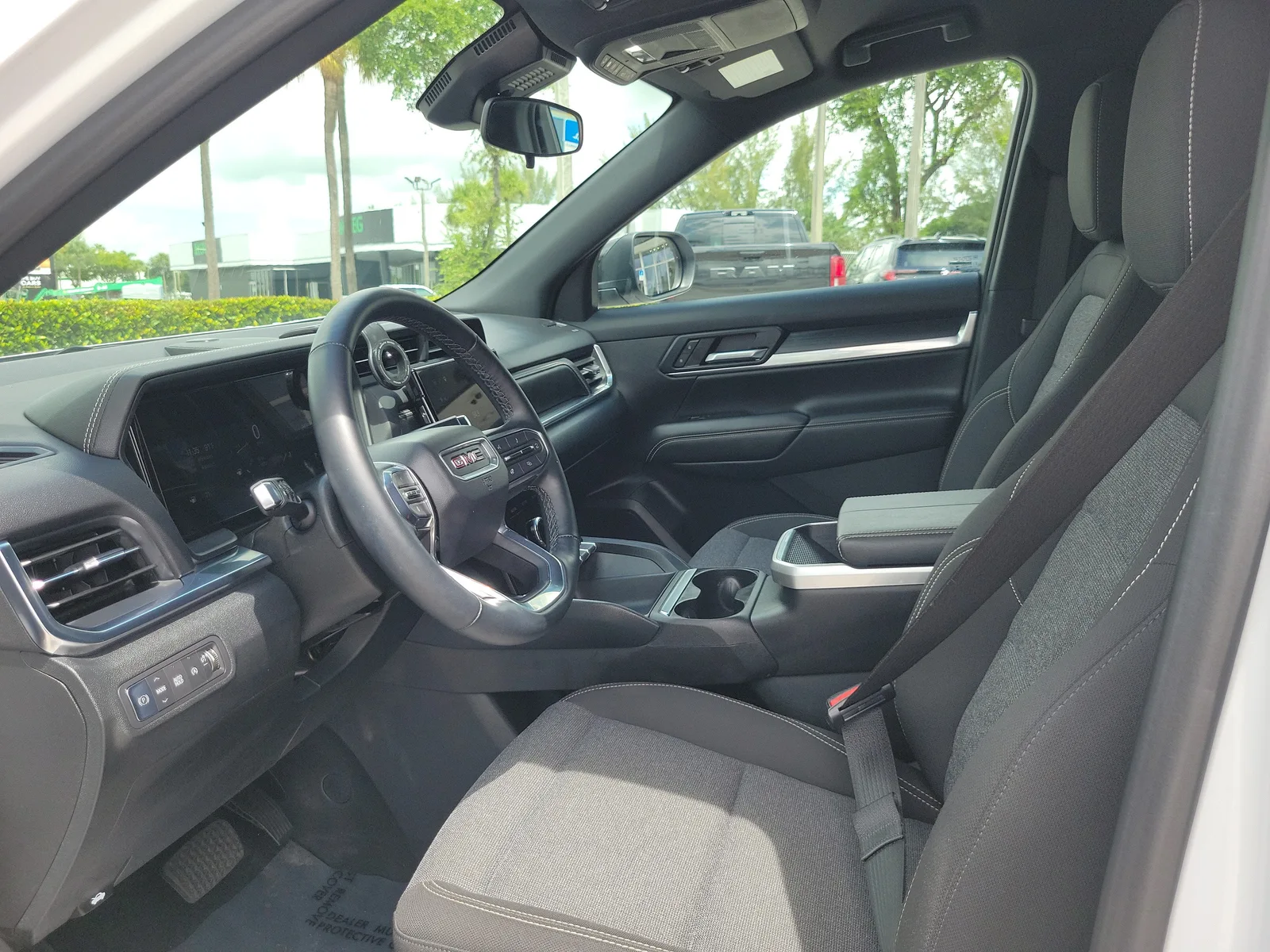 2025 GMC Terrain Elevation photo 11