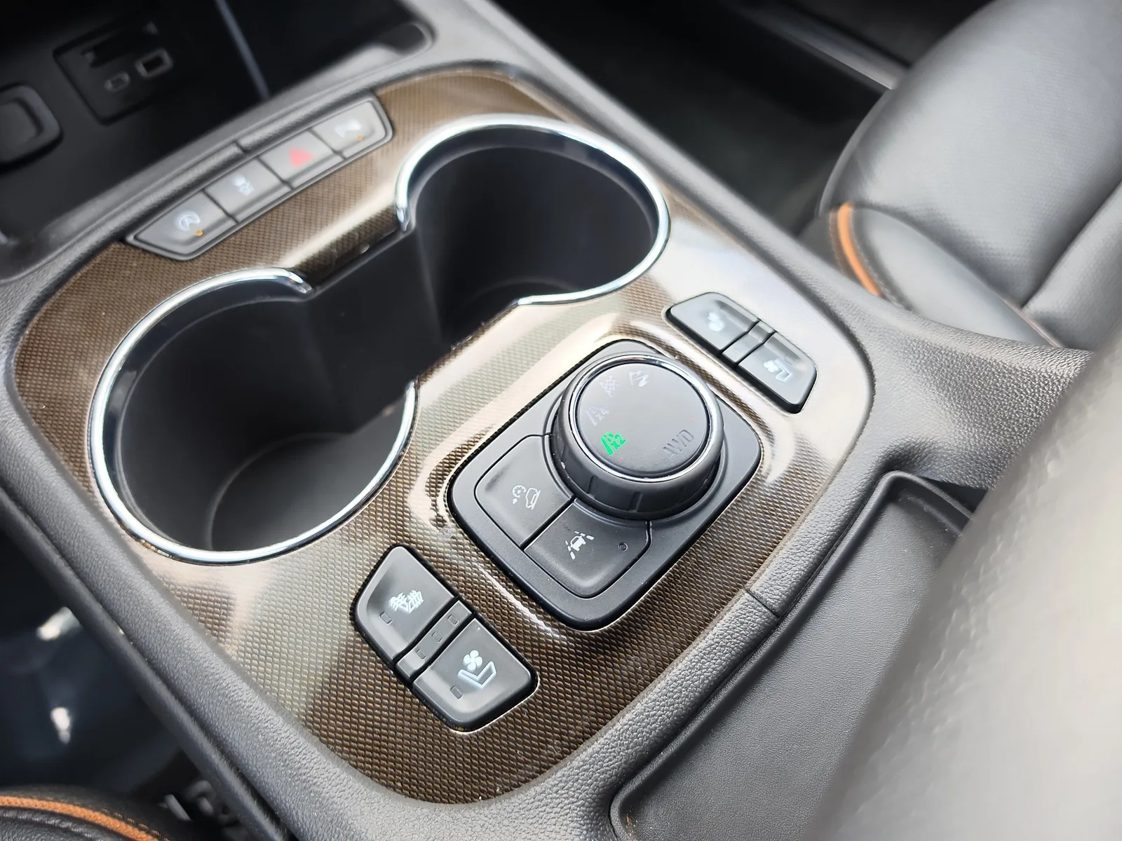 2023 GMC Acadia AT4 4WD photo 21