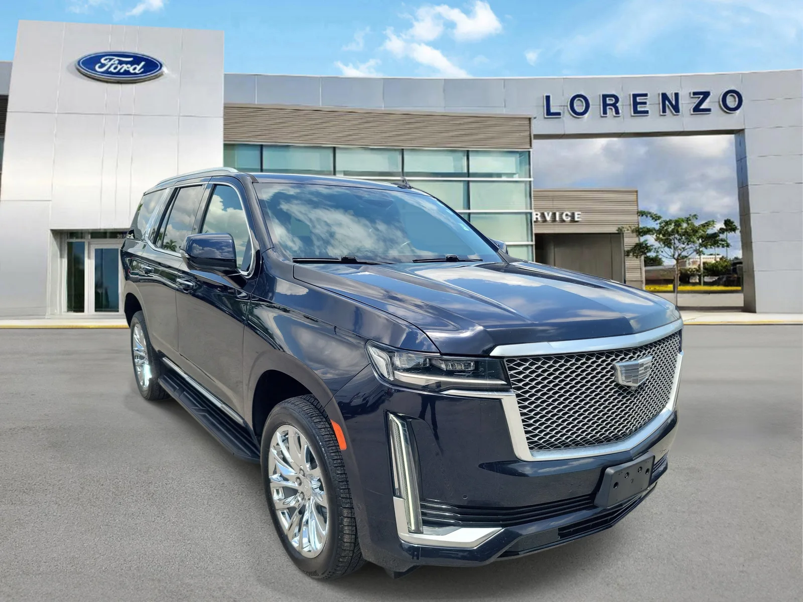 2023 Cadillac Escalade 4WD Premium Luxury photo 3