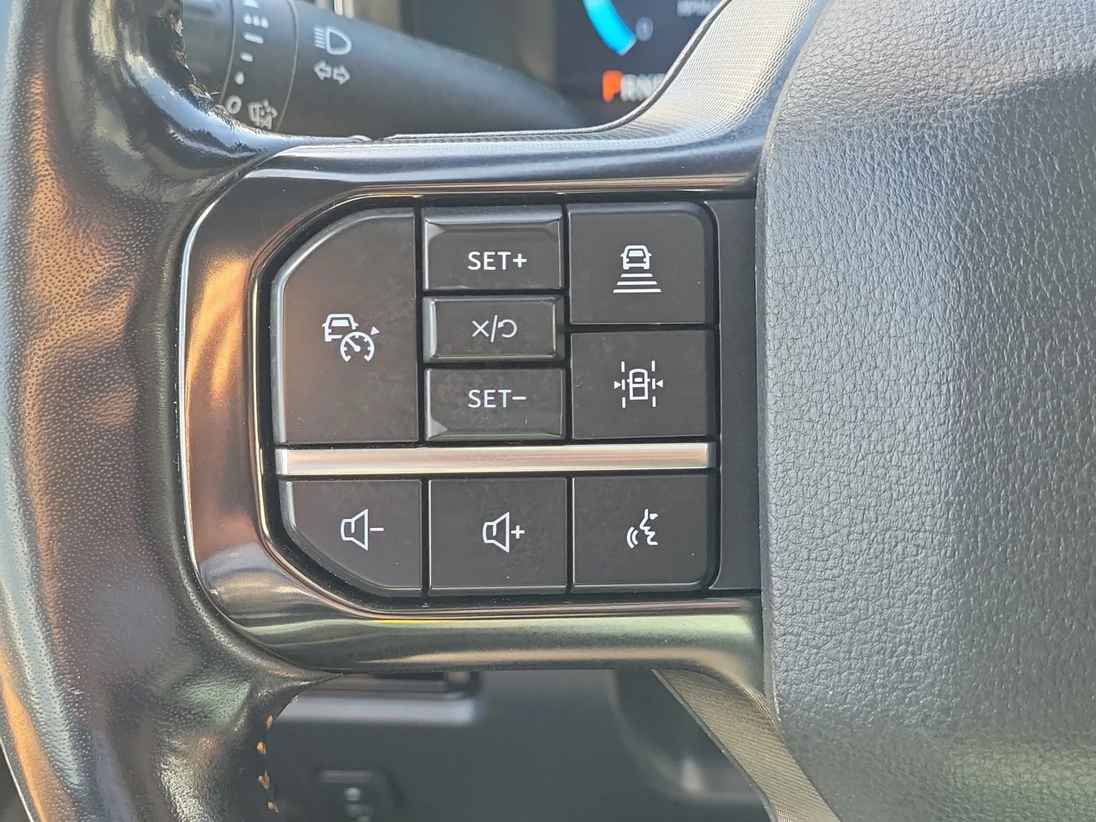 2024 Ford Super Duty F-350 DRW Platinum 4WD photo 22
