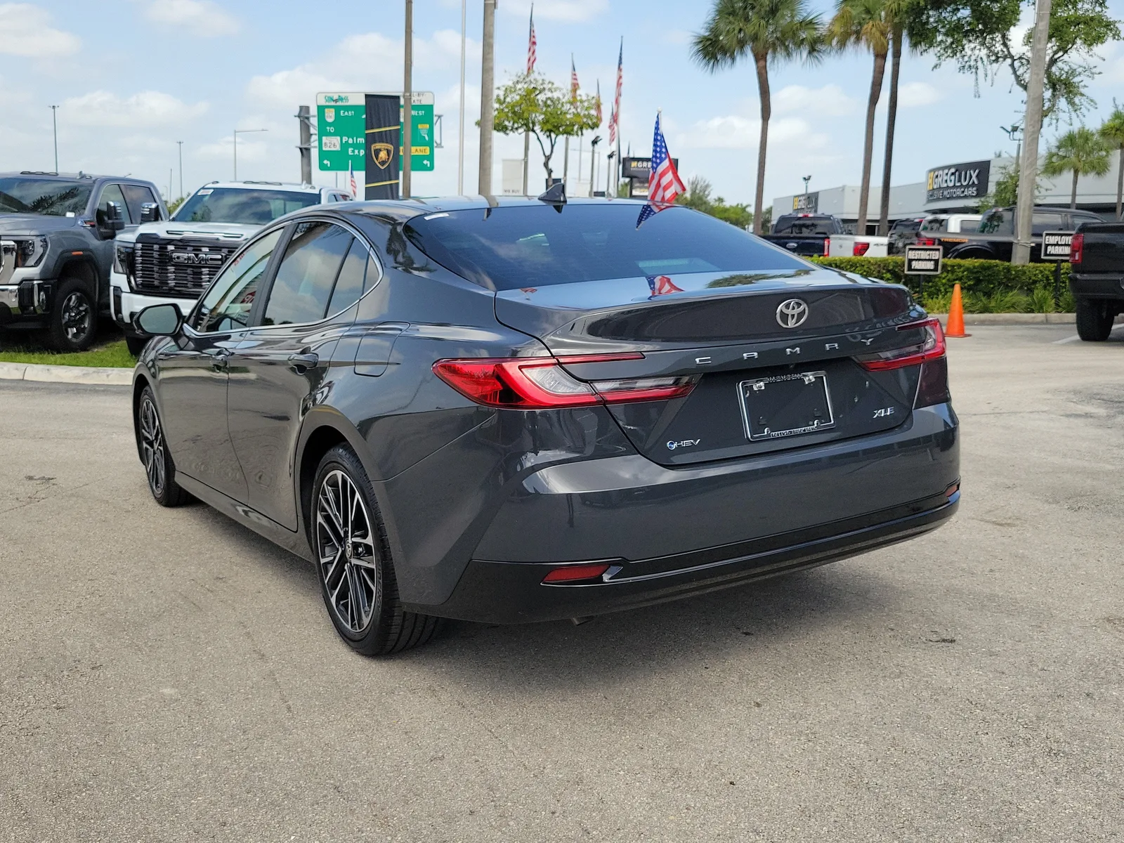 2026 Toyota Camry LE photo 7