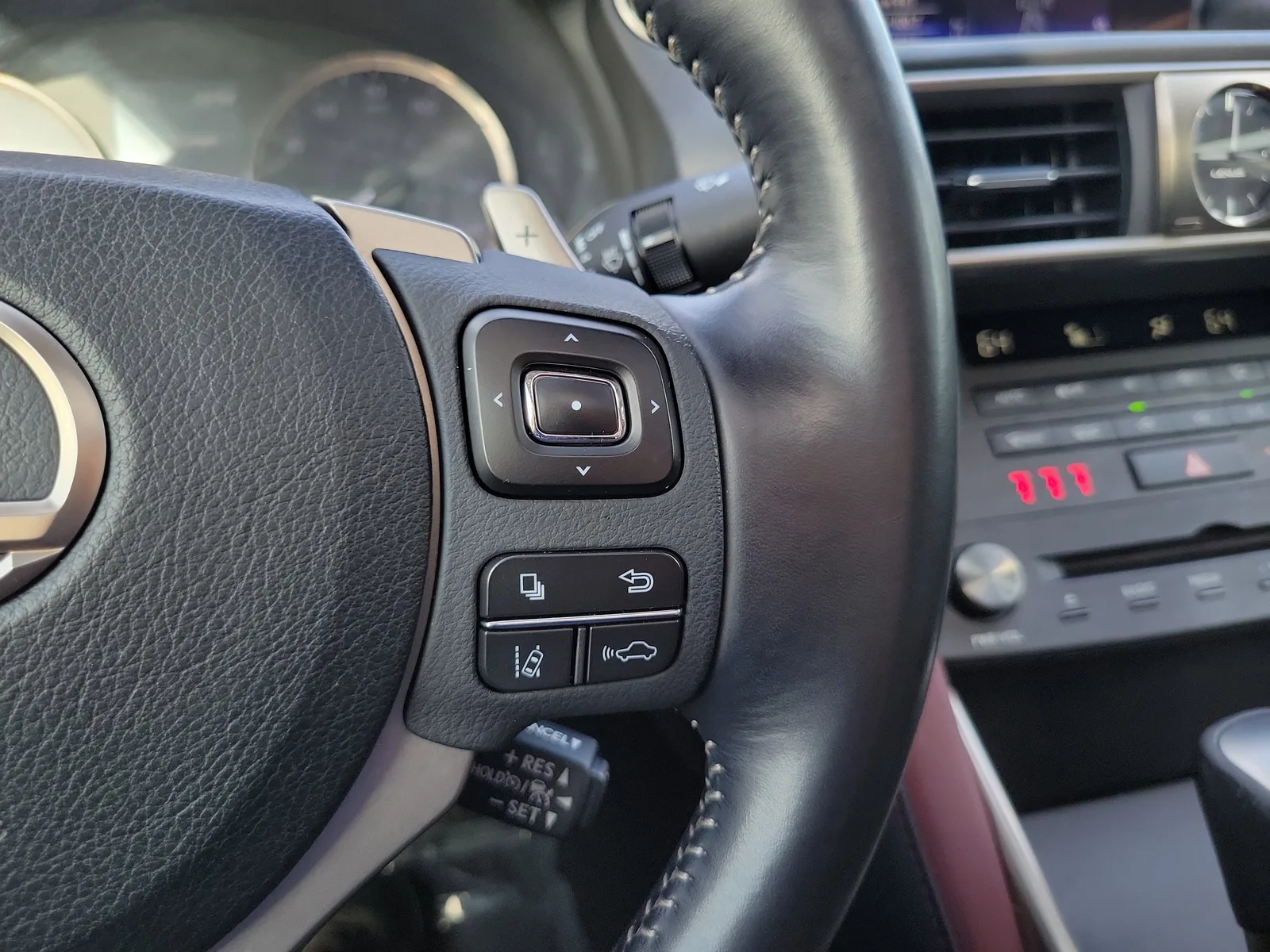 2020 Lexus IS IS 300 photo 21