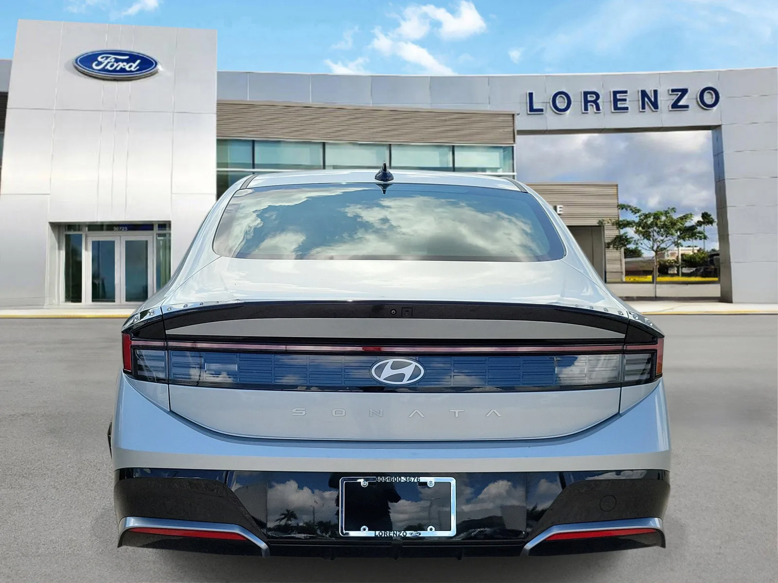 2025 Hyundai Sonata SEL photo 6