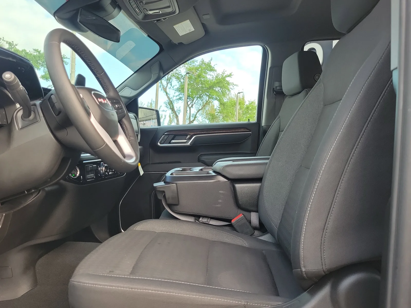 2026 GMC Sierra 1500 Elevation photo 12