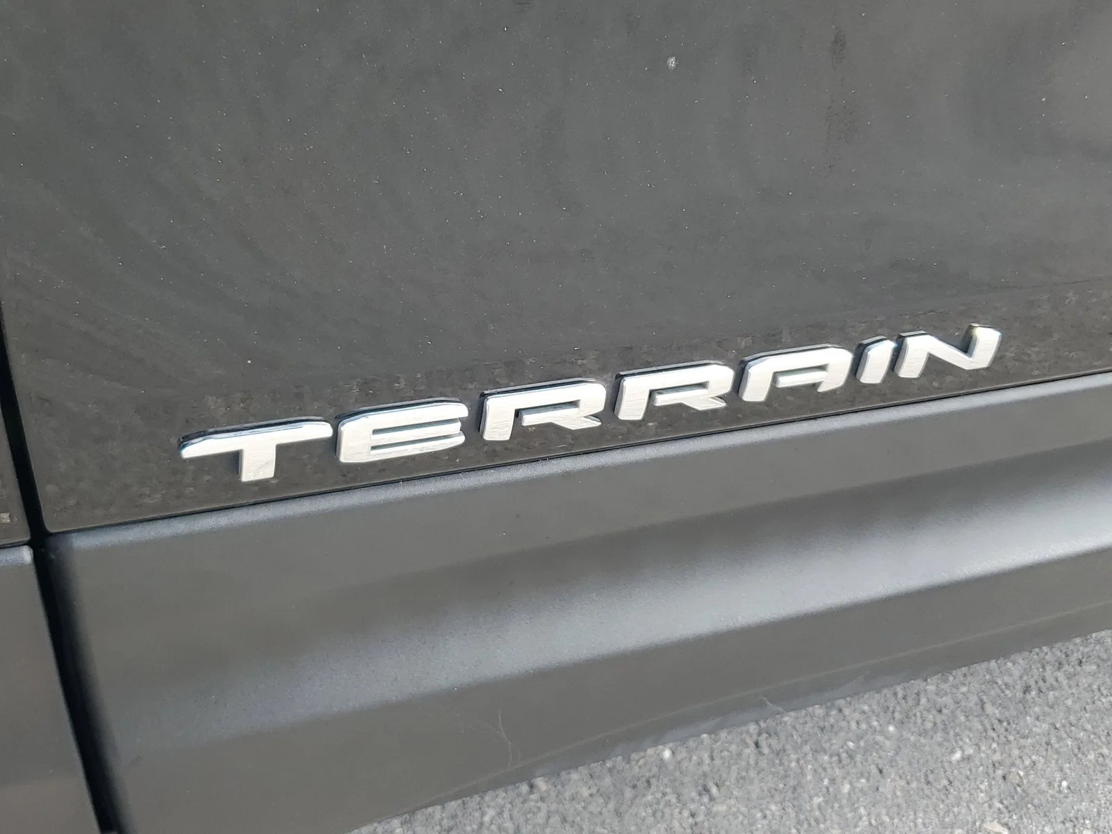 2024 GMC Terrain SLE photo 29