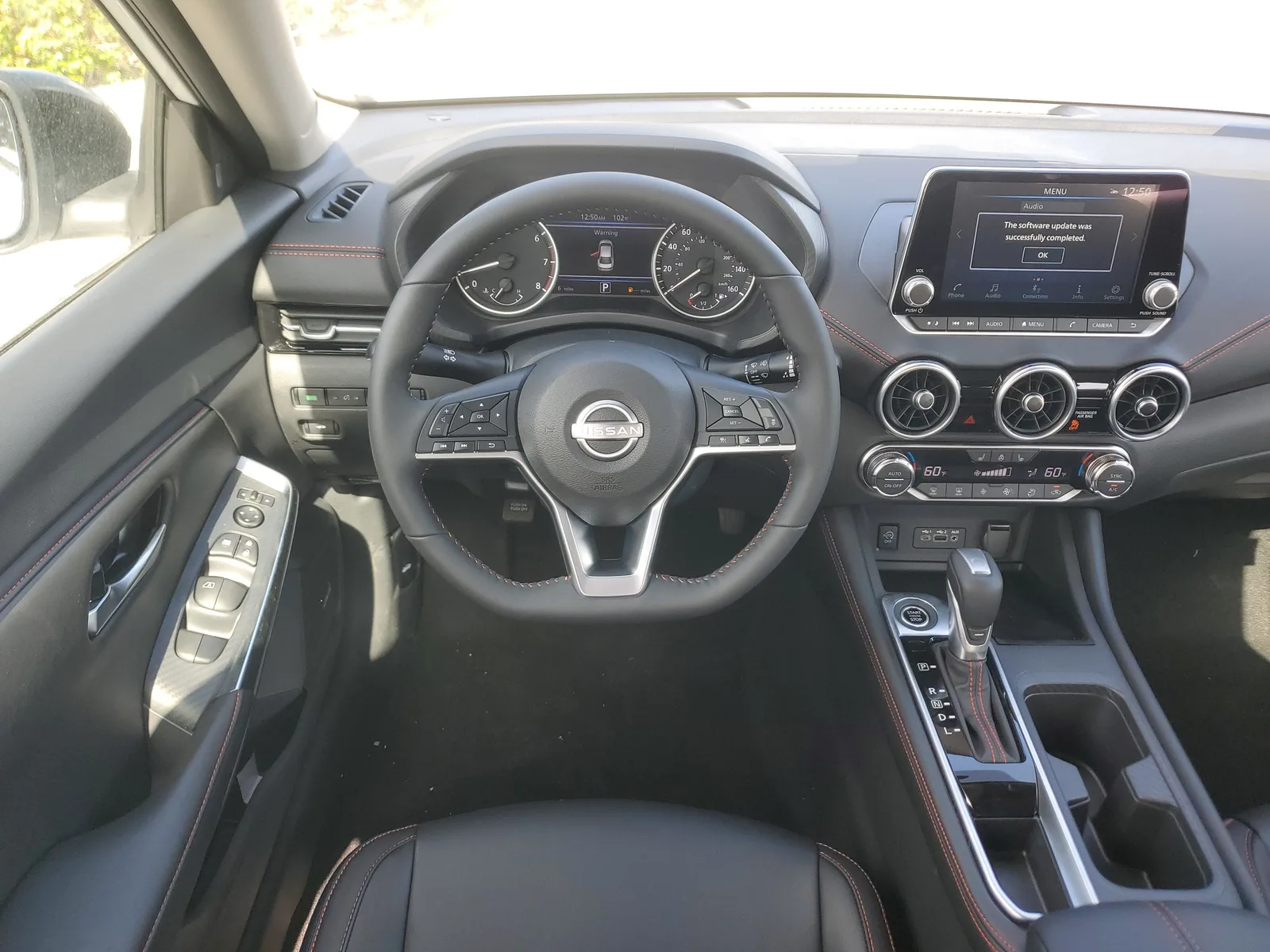 2025 Nissan Sentra SR photo 15