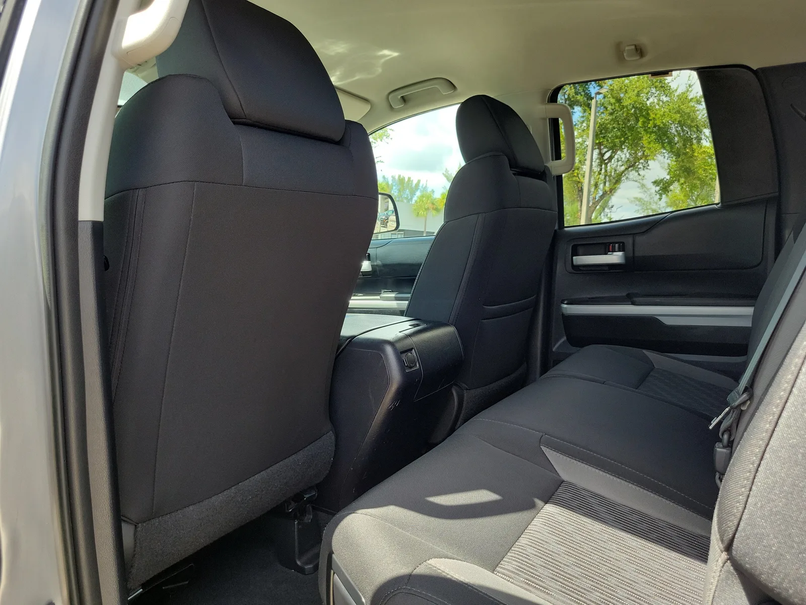 2017 Toyota Tundra 2WD SR photo 14