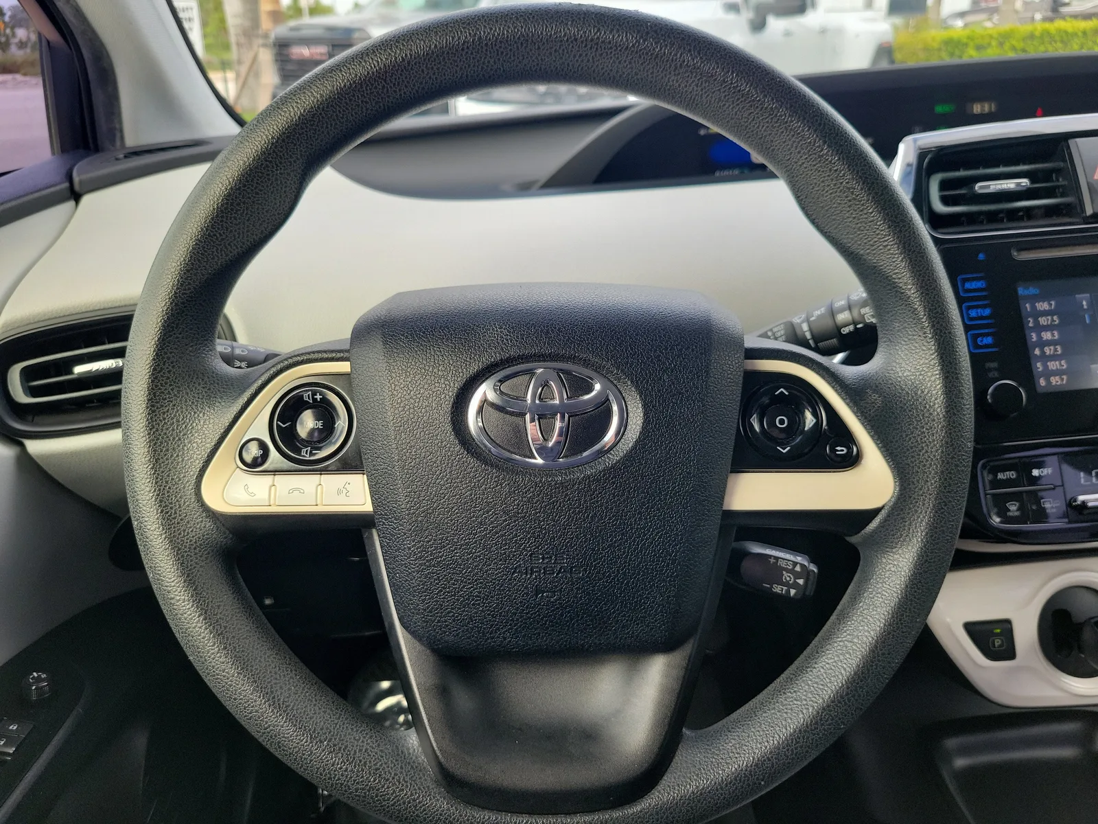 2016 Toyota Prius Two photo 17