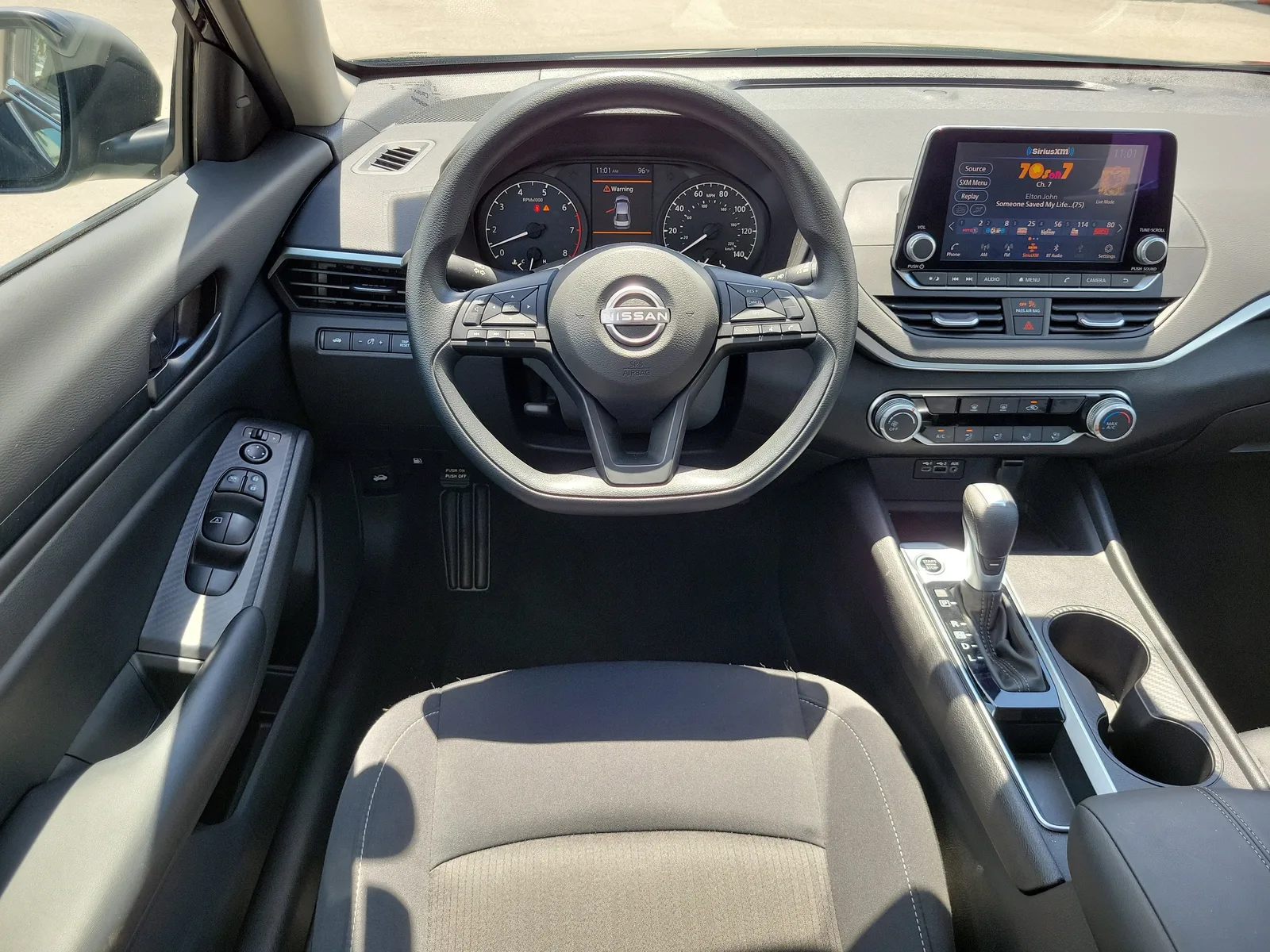 2025 Nissan Altima S photo 15