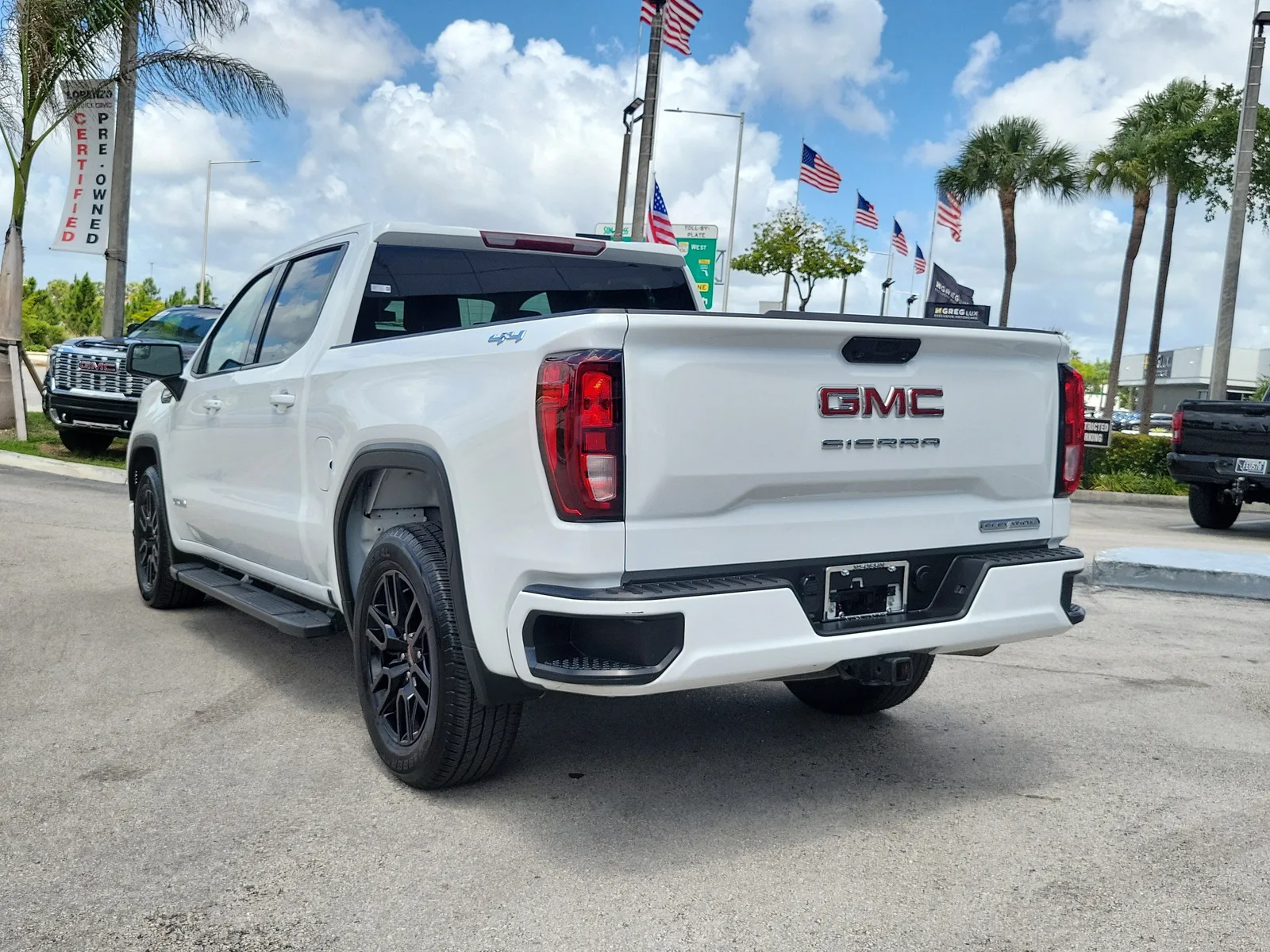 2024 GMC Sierra 1500 Elevation photo 7