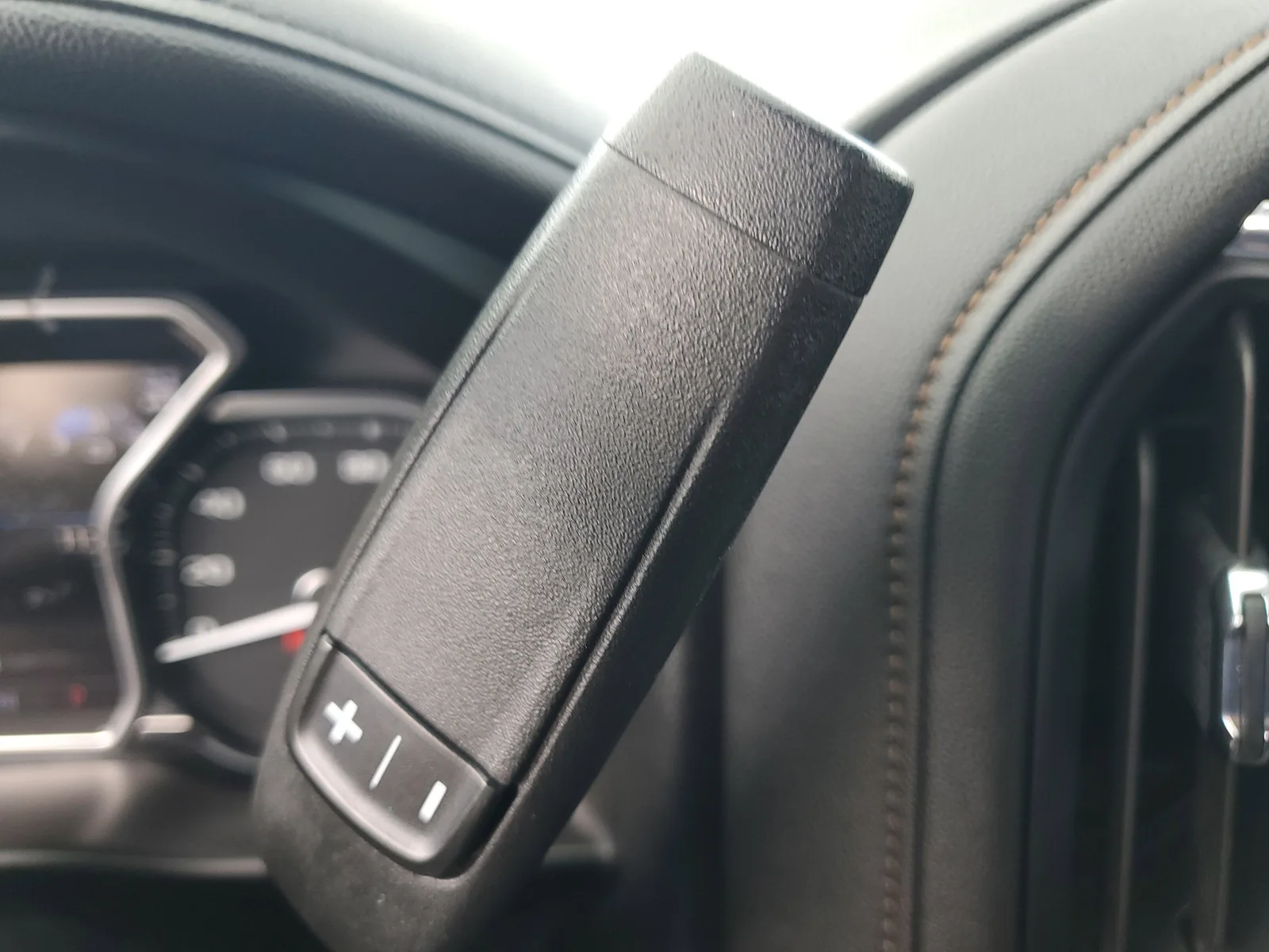 2020 GMC Sierra 1500 AT4 4WD photo 24