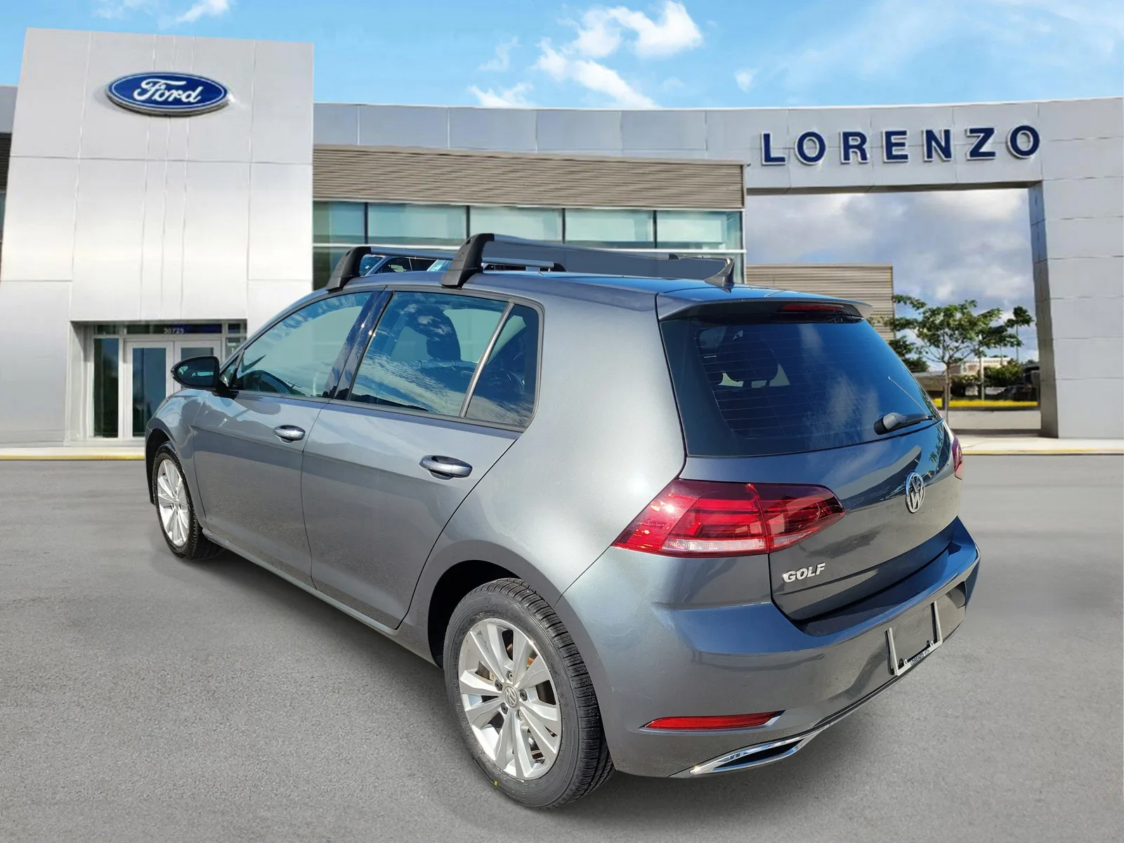2020 Volkswagen Golf TSI photo 6