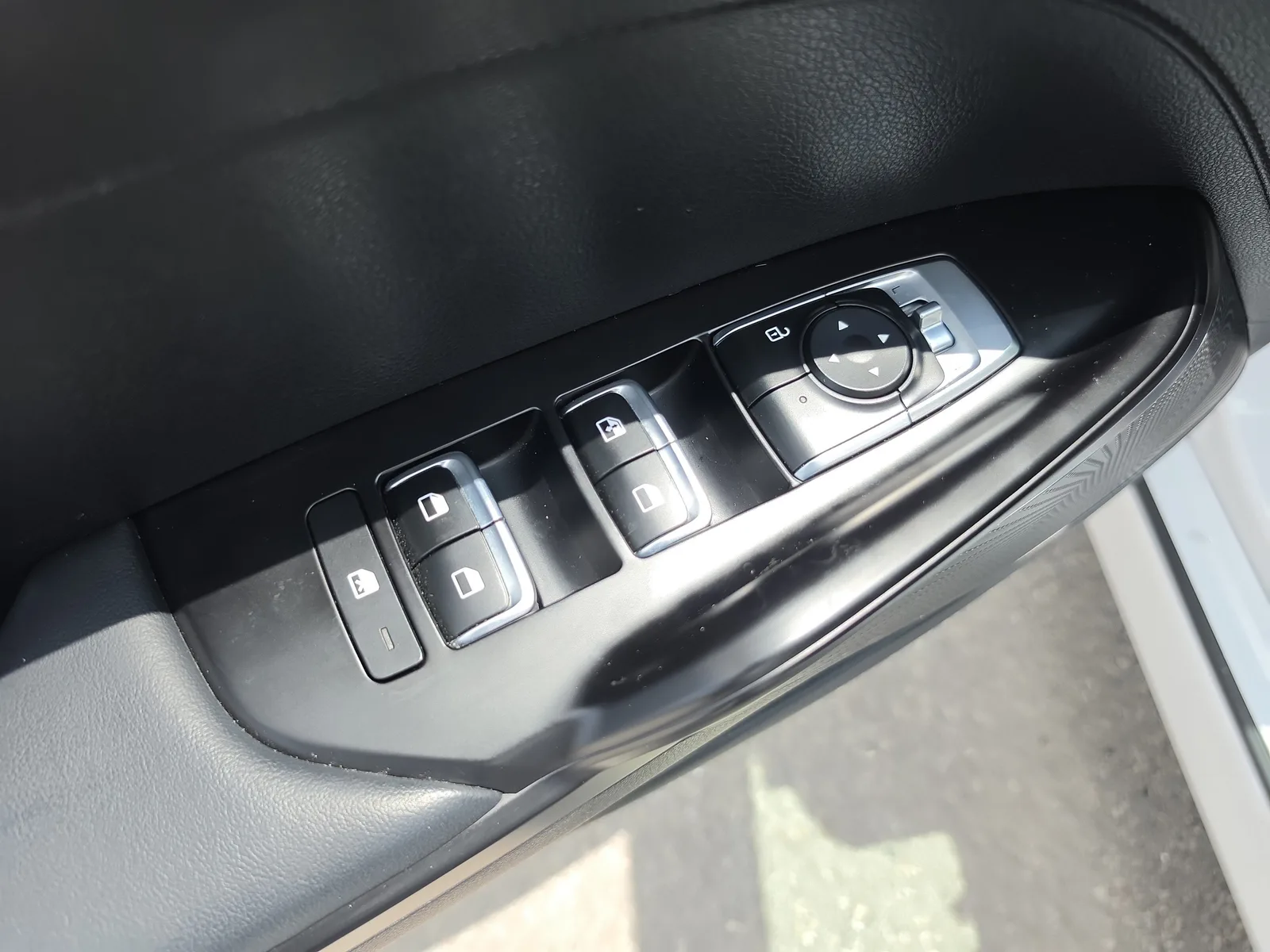 2024 Kia K5 GT-Line photo 20