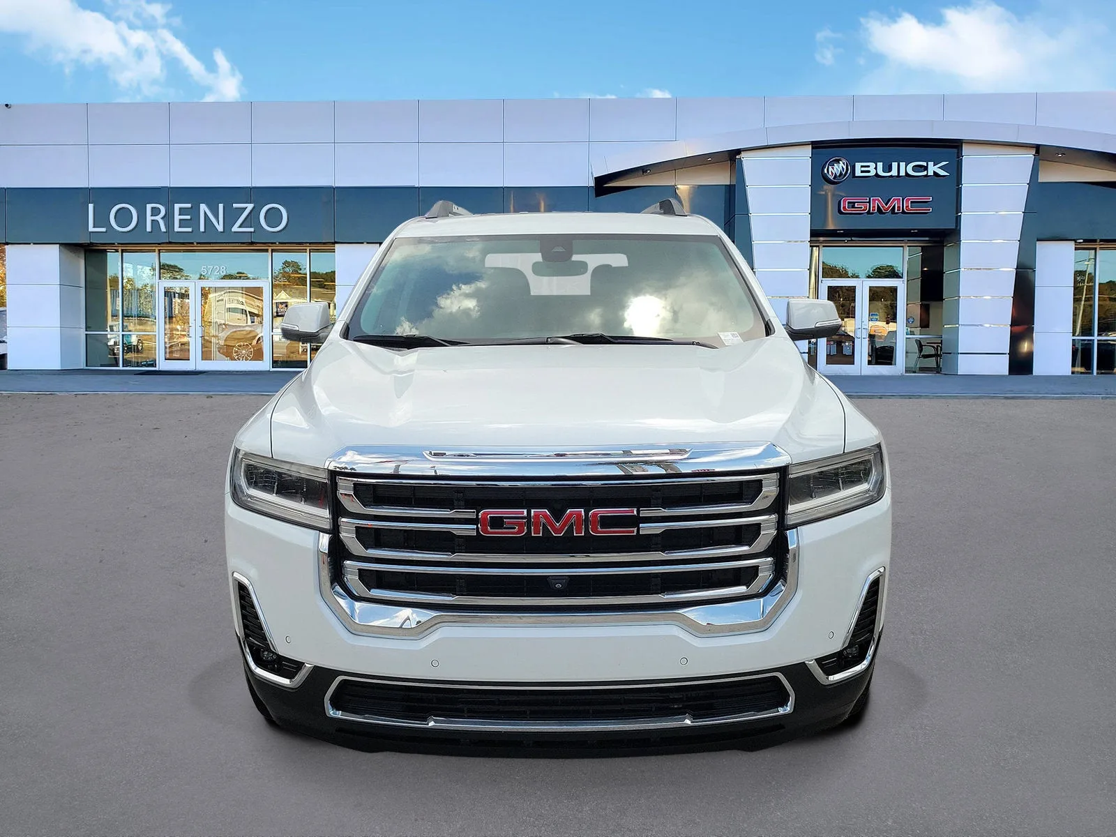 2023 GMC Acadia SLT photo 2