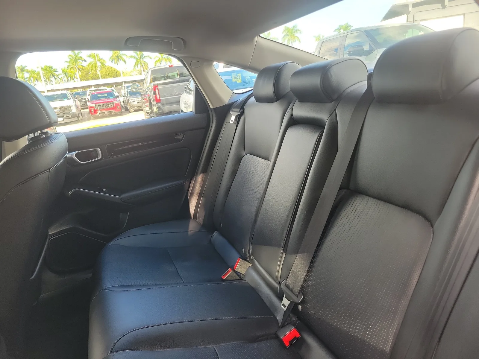 2024 Honda Civic Sedan Touring photo 14