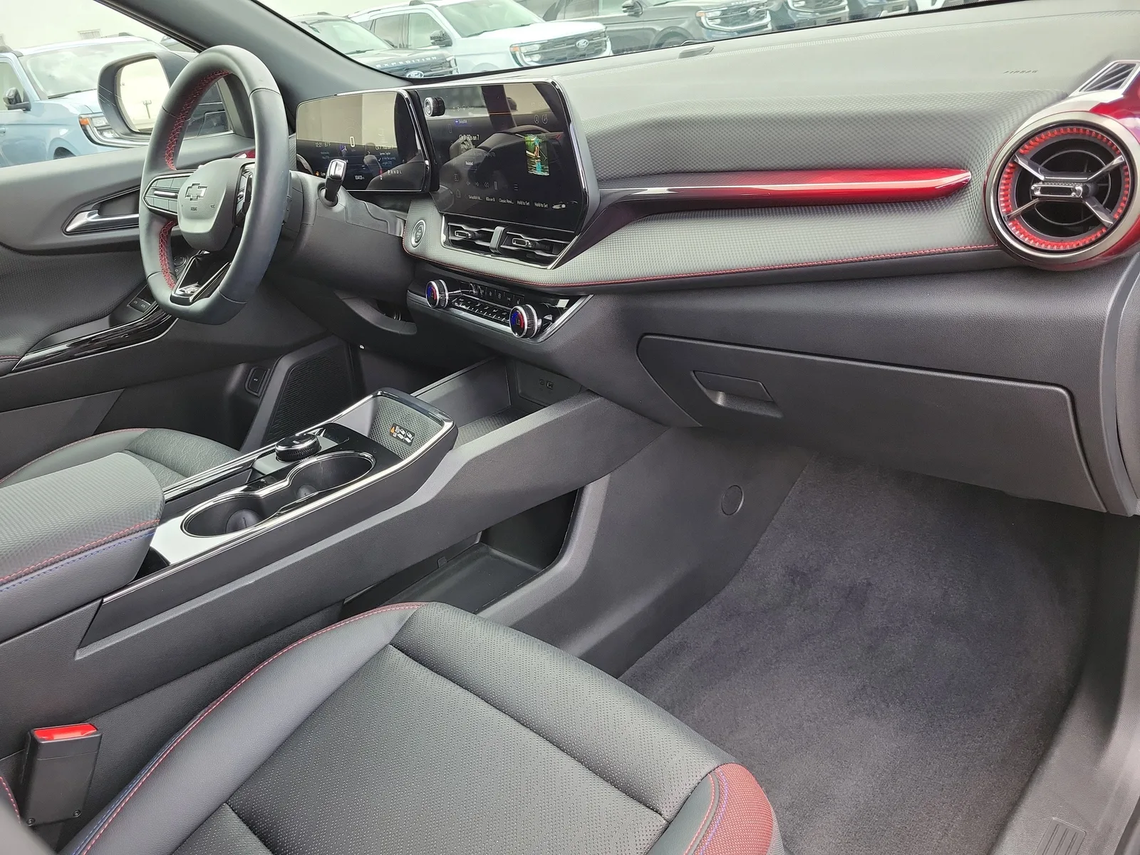 2025 Chevrolet Equinox FWD RS photo 18