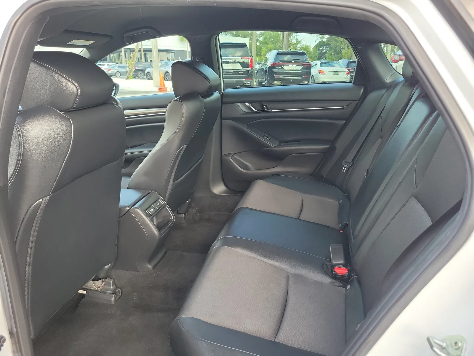 2021 Honda Accord Sedan Sport photo 12