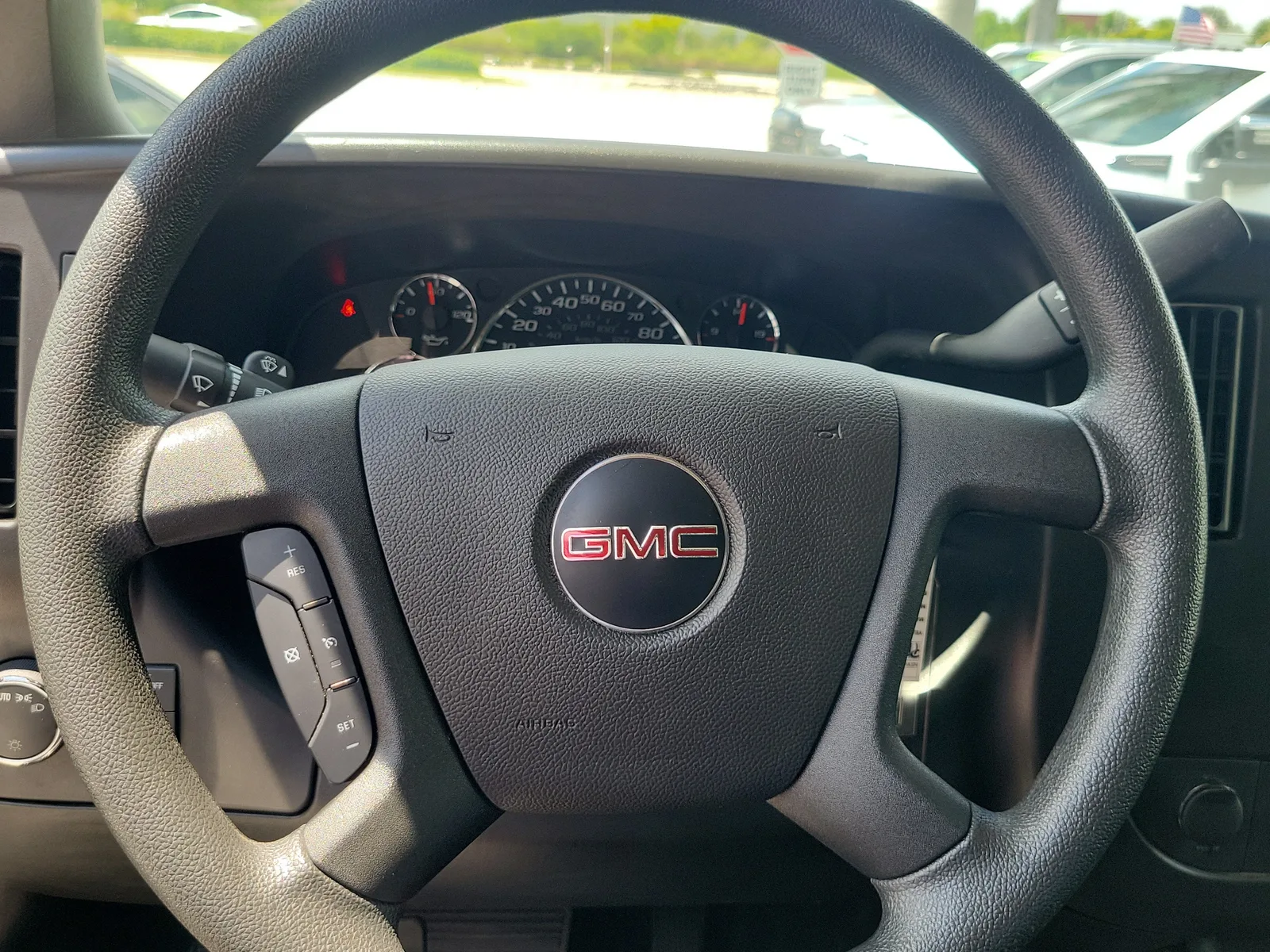 2025 GMC Savana Cargo Work Van photo 16