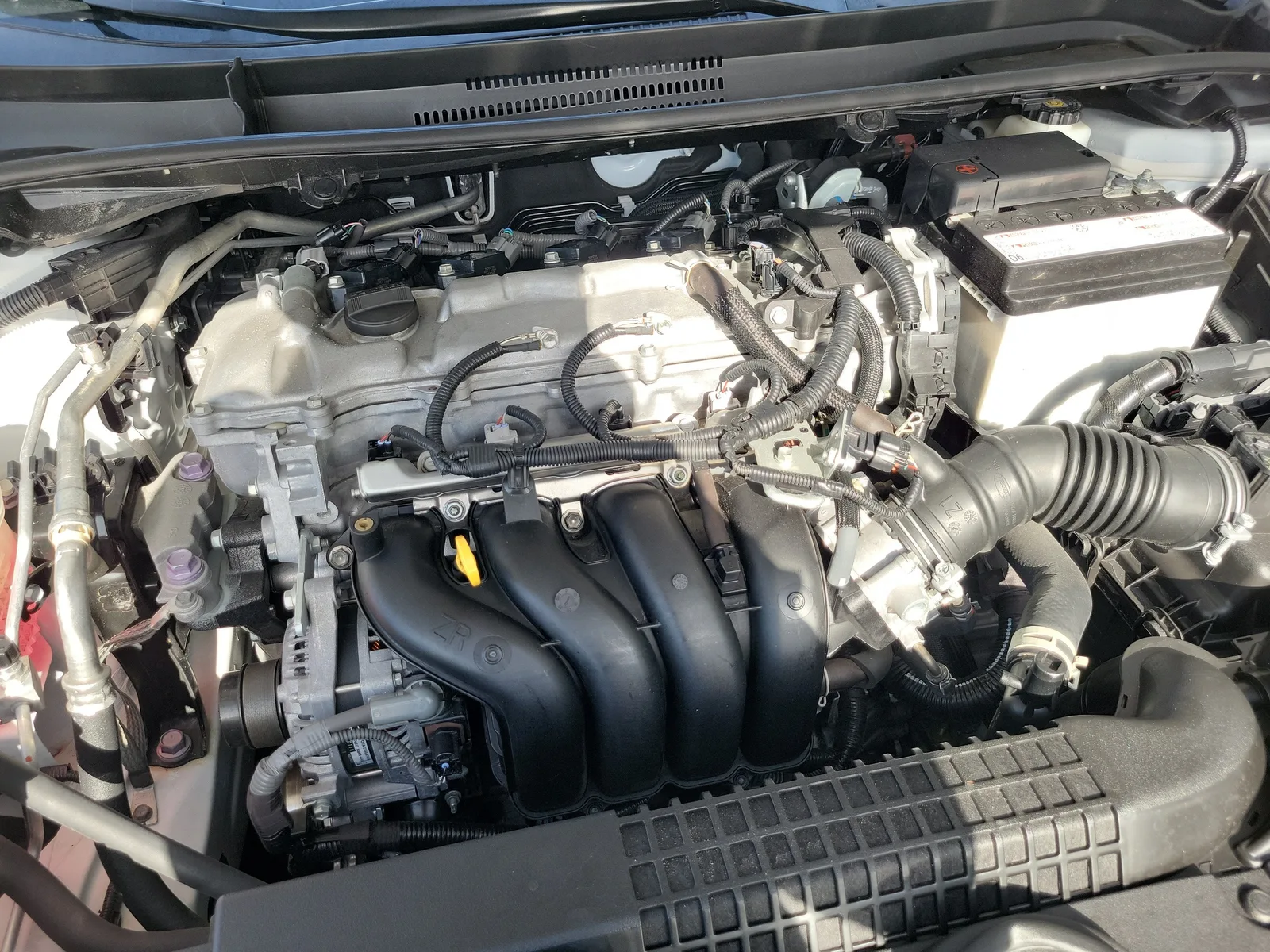 2022 Toyota Corolla LE photo 25