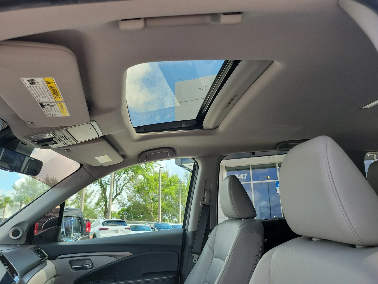 2021 Honda Pilot Special Edition photo 11