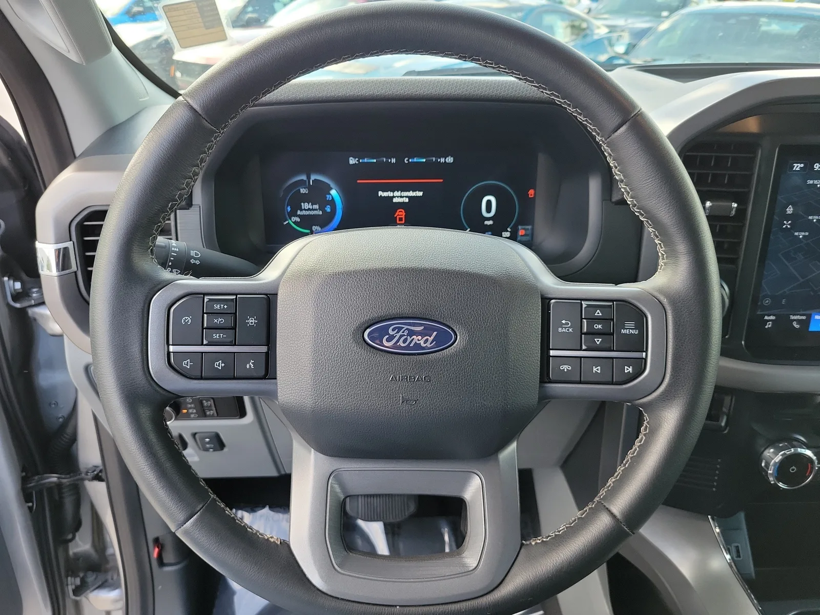 2025 Ford F-150 Lightning XLT photo 26