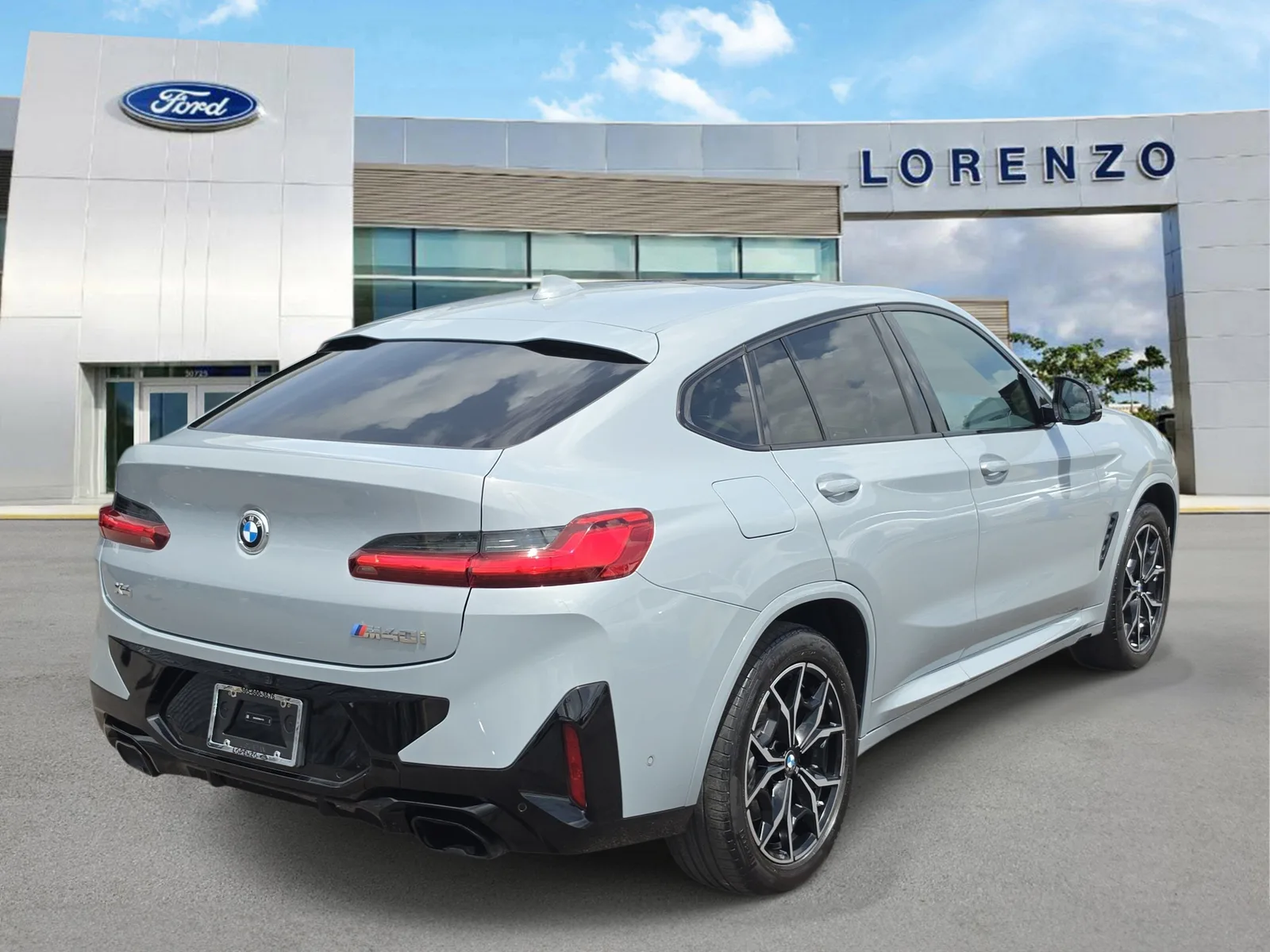 2024 BMW X4 M40i photo 4