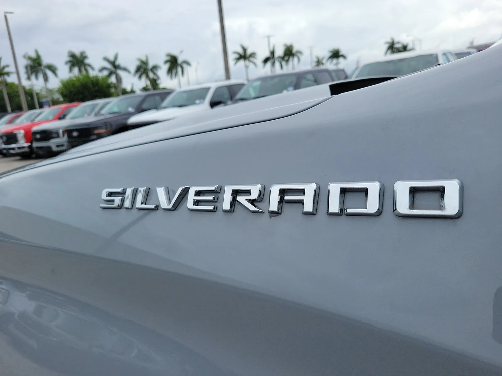 2024 Chevrolet Silverado 1500 Custom photo 7