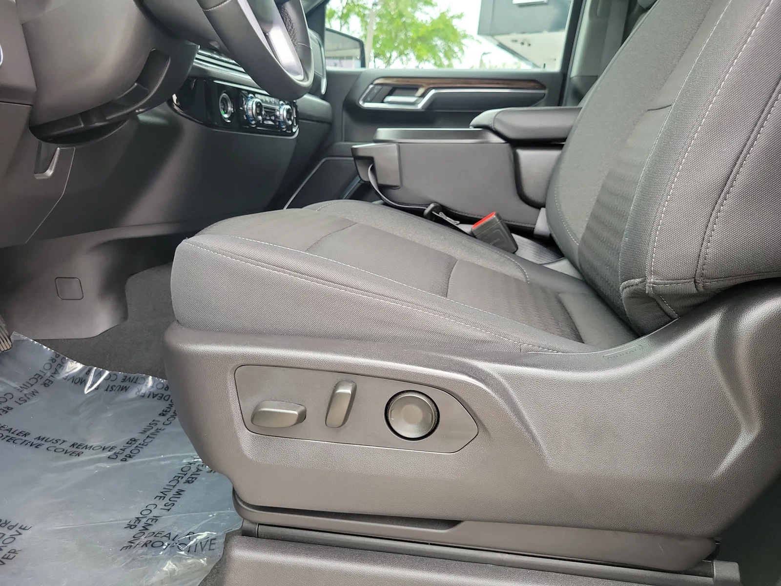 2024 GMC Sierra 1500 Elevation photo 13
