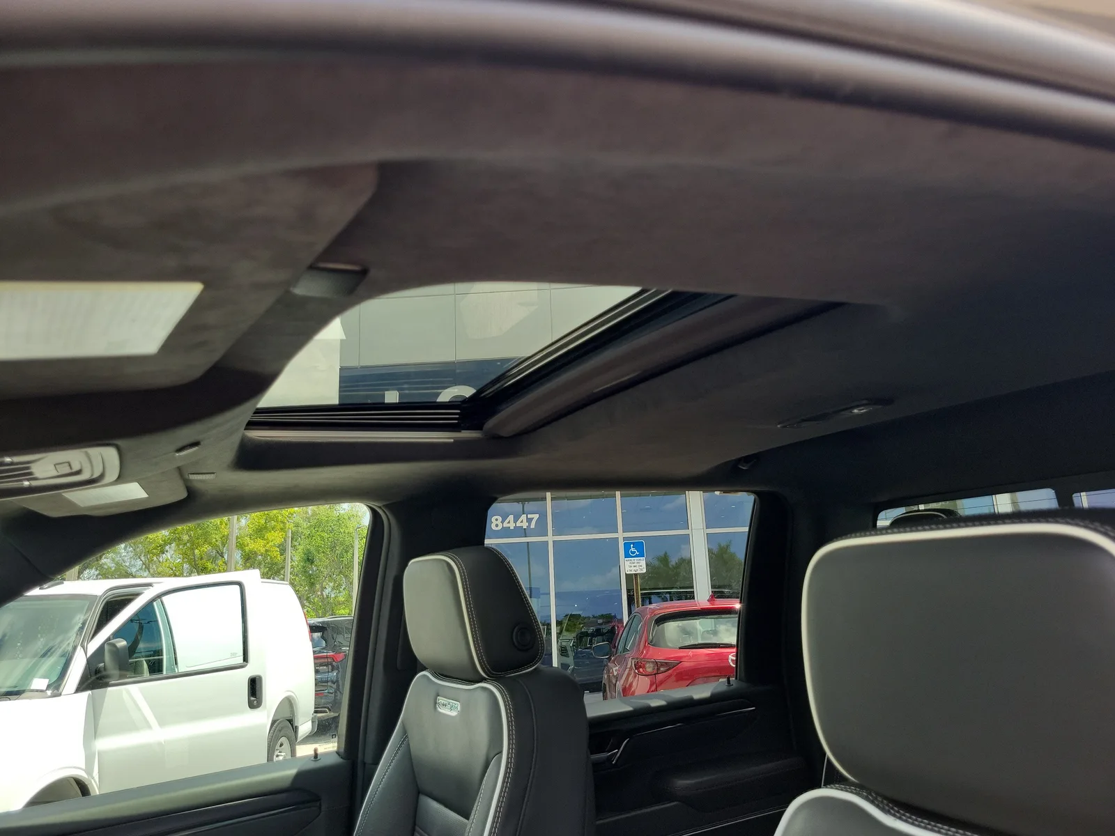 2025 GMC Sierra 2500 HD AT4X photo 11