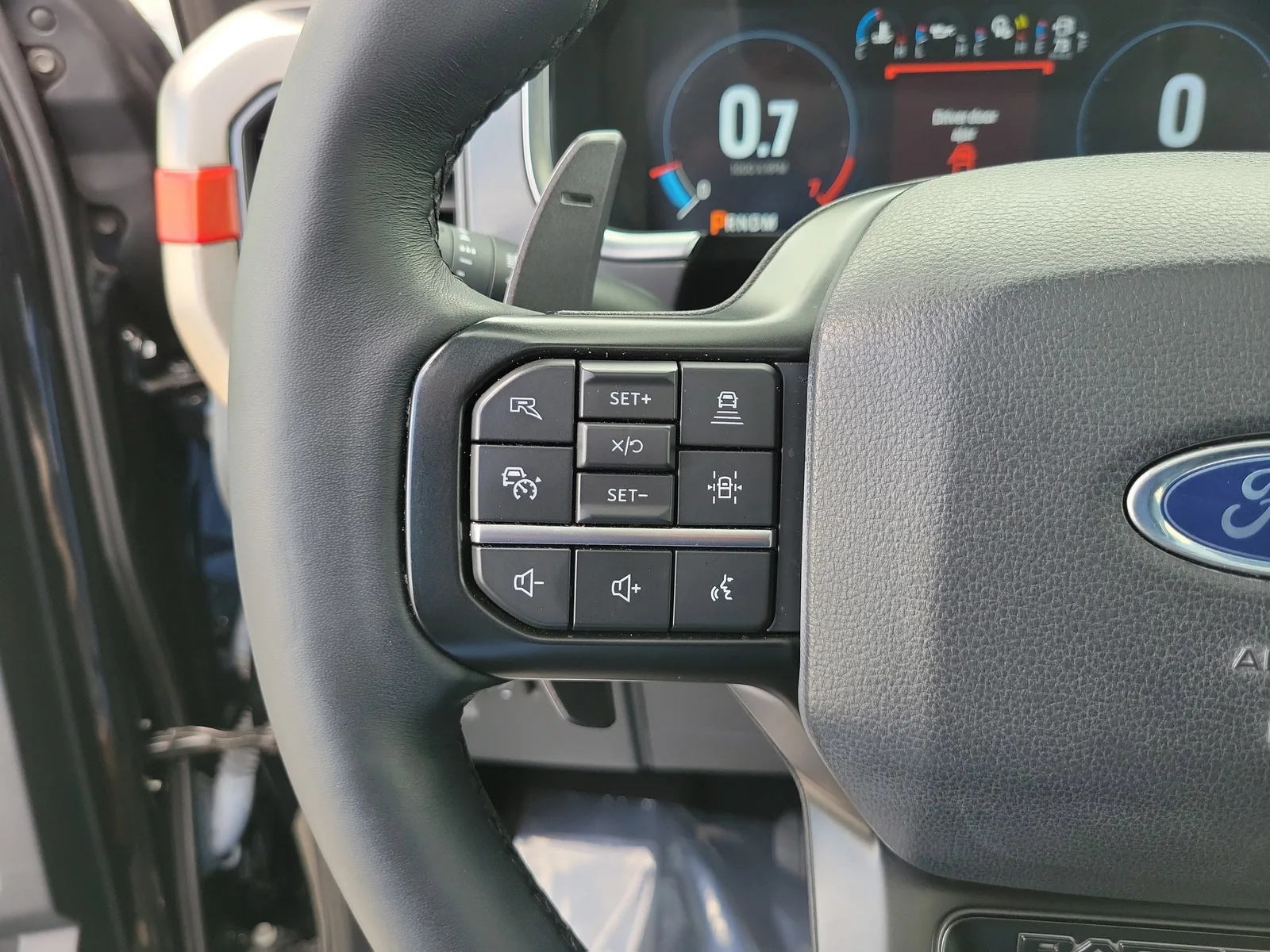 2023 Ford F-150 Raptor 4WD photo 21