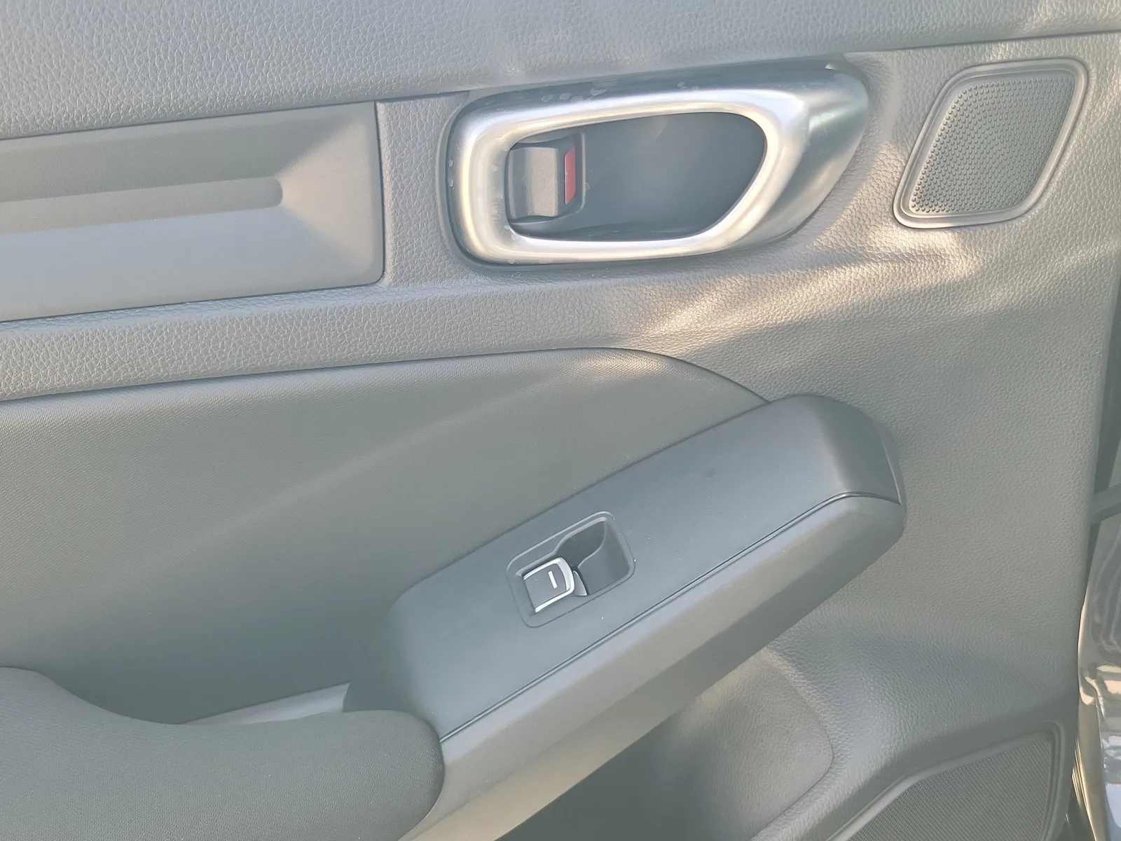 2024 Honda Civic Hatchback LX photo 20