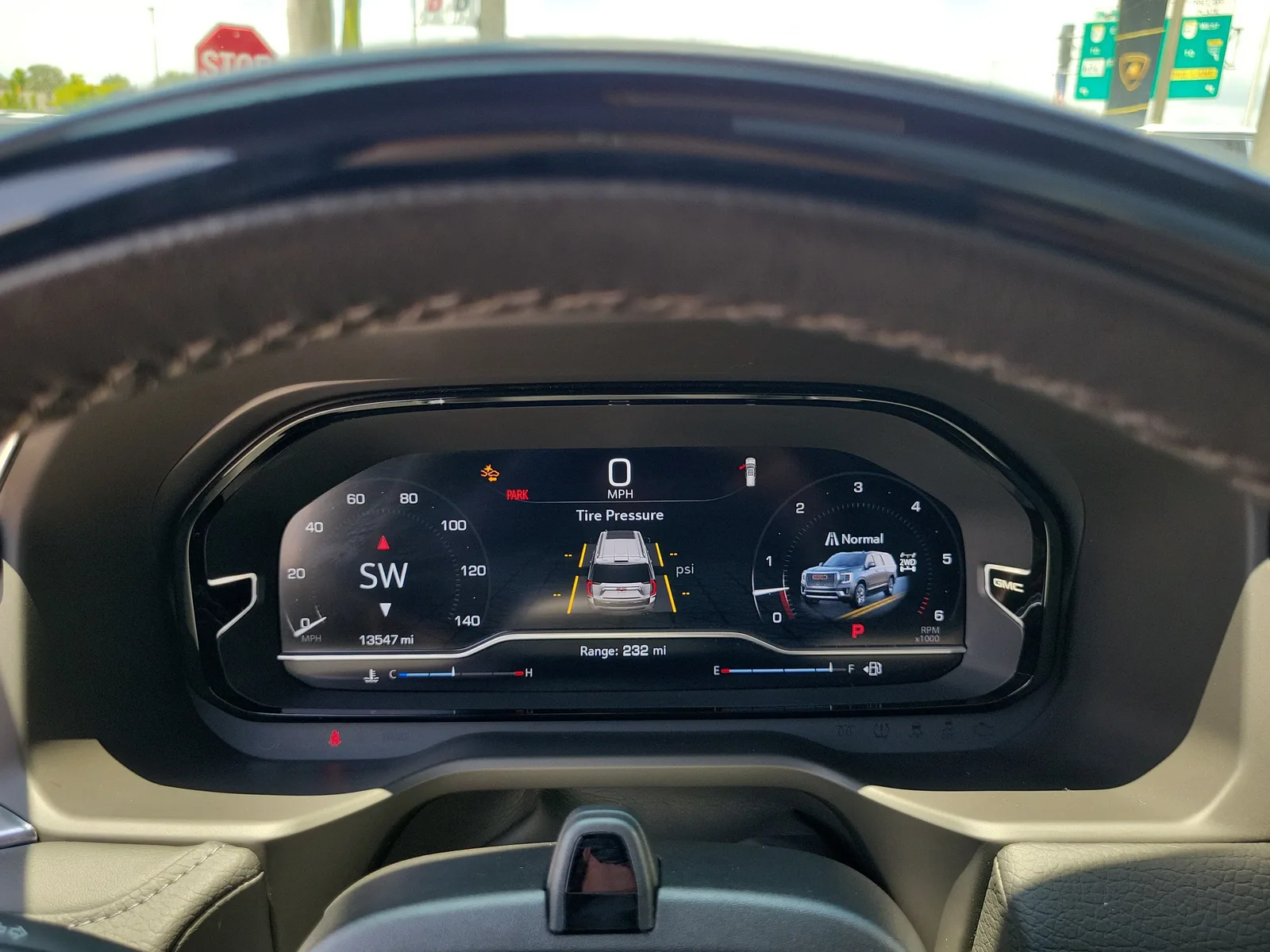 2024 GMC Yukon XL Denali photo 31
