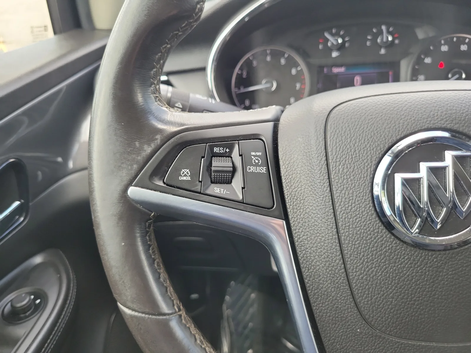 2022 Buick Encore Preferred photo 19