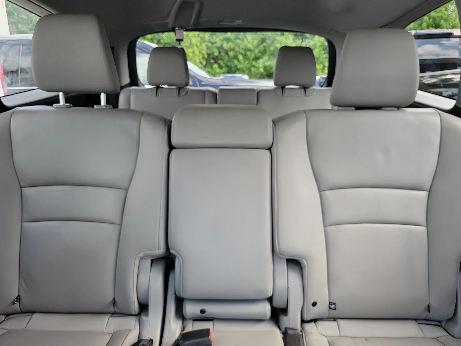 2021 Honda Pilot Special Edition photo 16