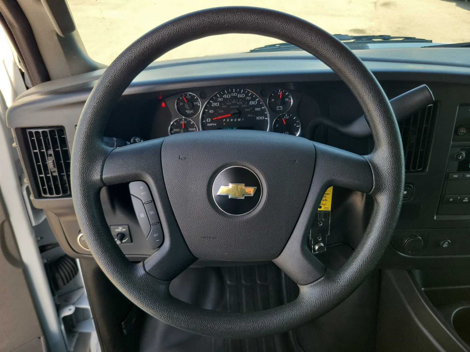 2025 Chevrolet Express Cargo Van Work Van photo 19