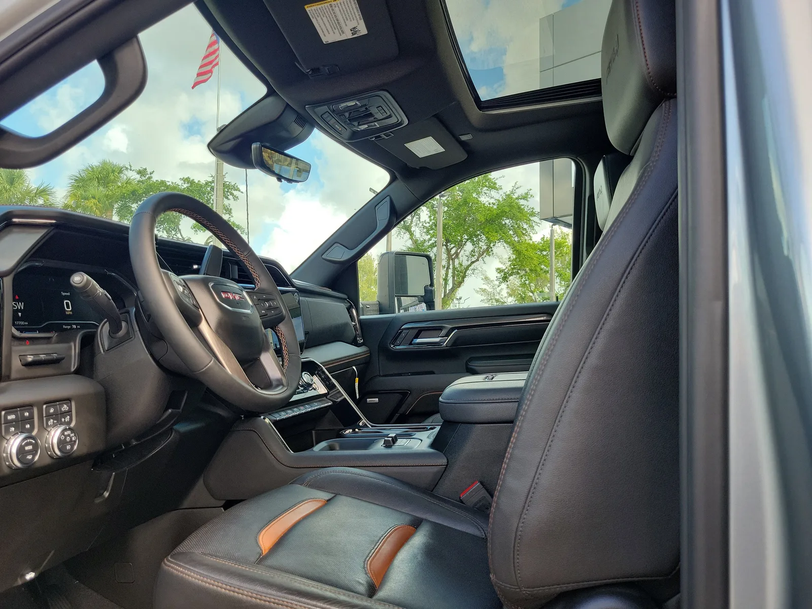 2024 GMC Sierra 2500 HD AT4 photo 11