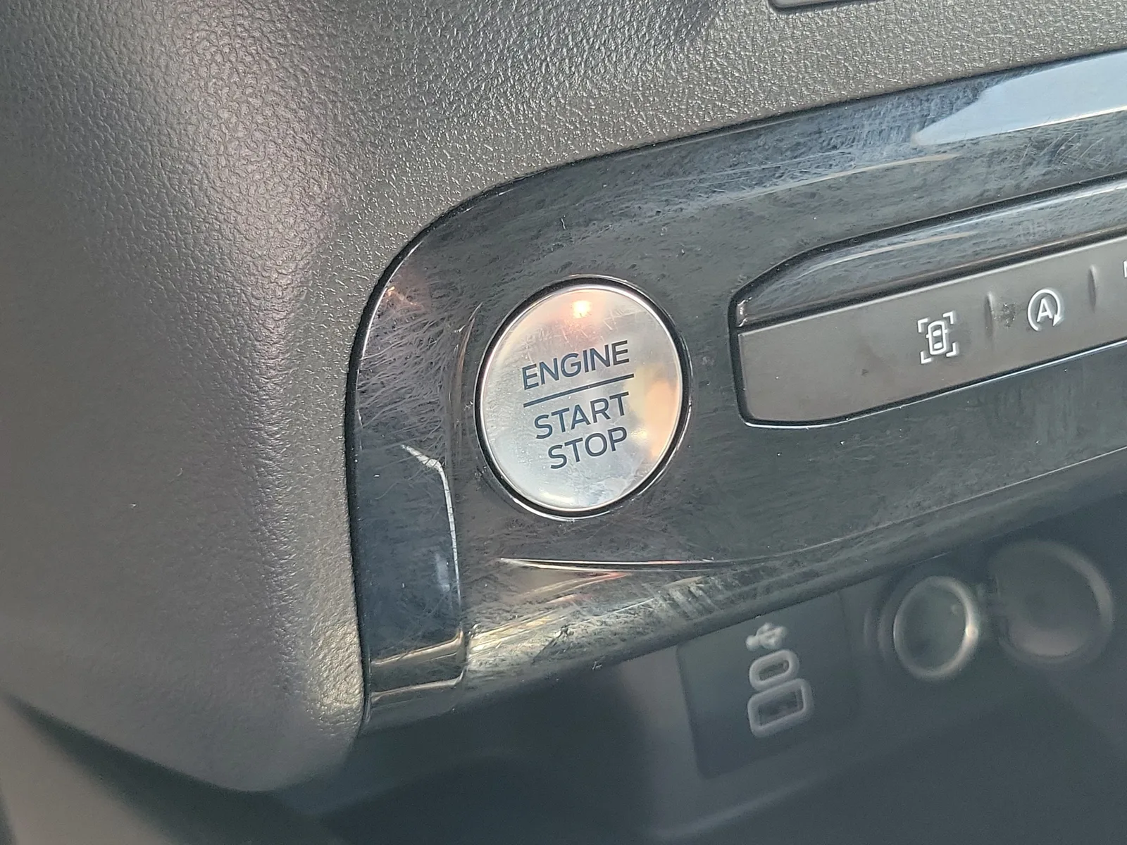 2024 Ford Escape ST-Line photo 24