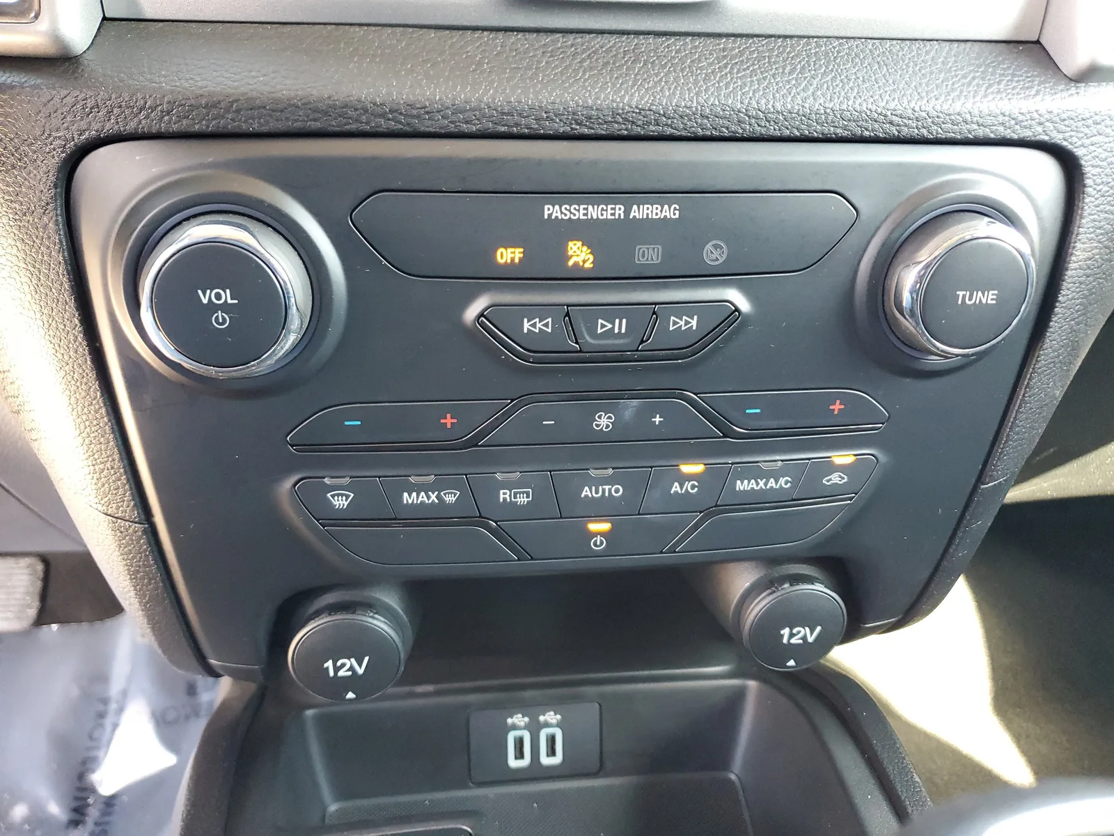 2023 Ford Ranger XLT 4WD photo 21