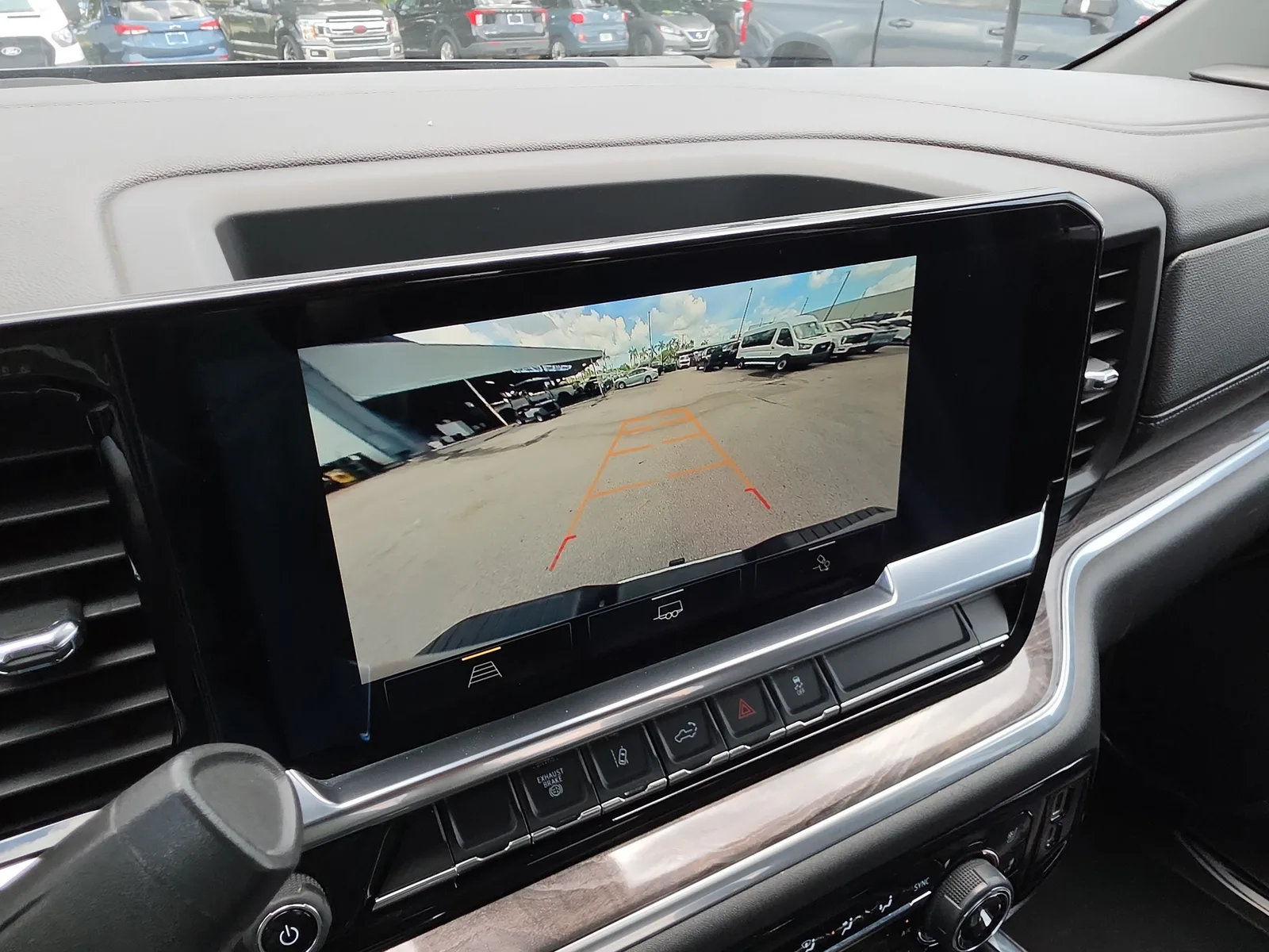 2024 Chevrolet Silverado 2500HD LTZ 4WD Diesel photo 8