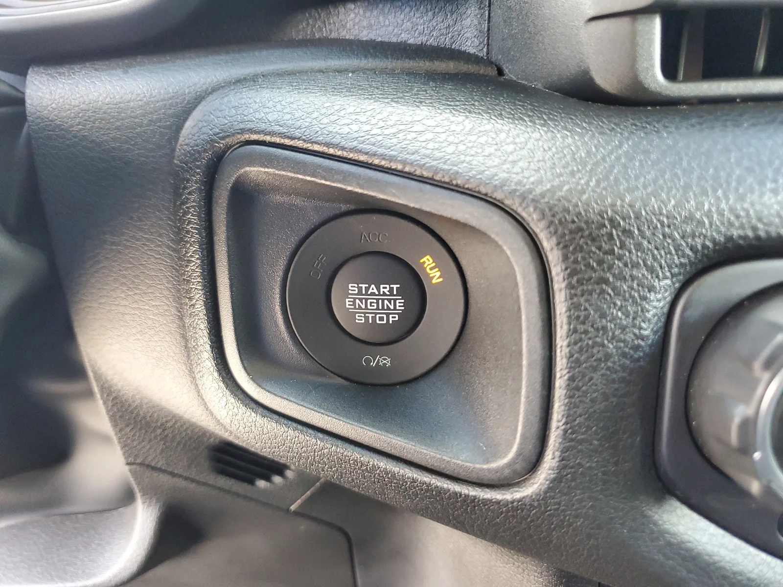 2024 Jeep Wrangler Sport S 4WD photo 23