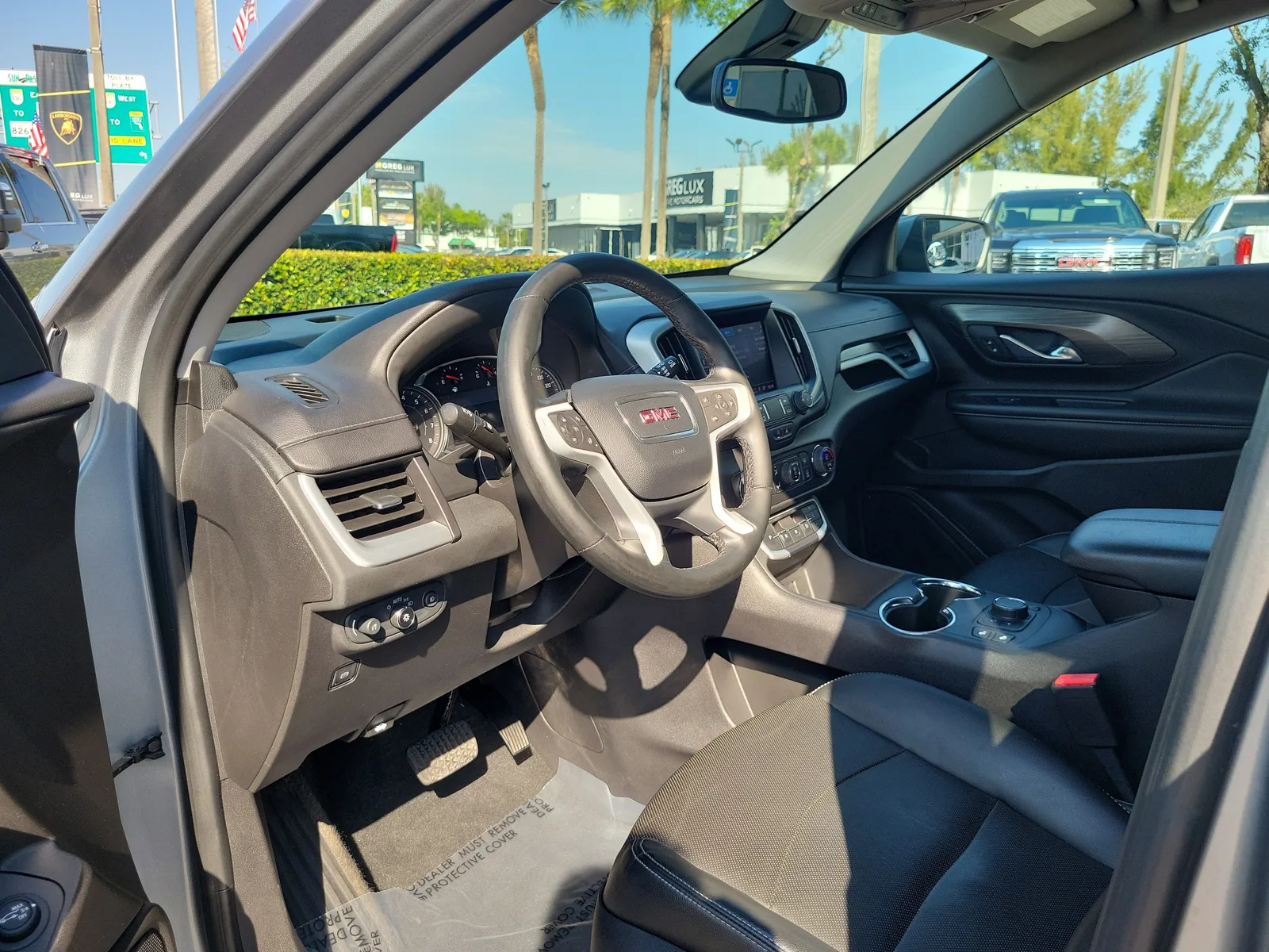 2023 GMC Terrain SLT photo 9
