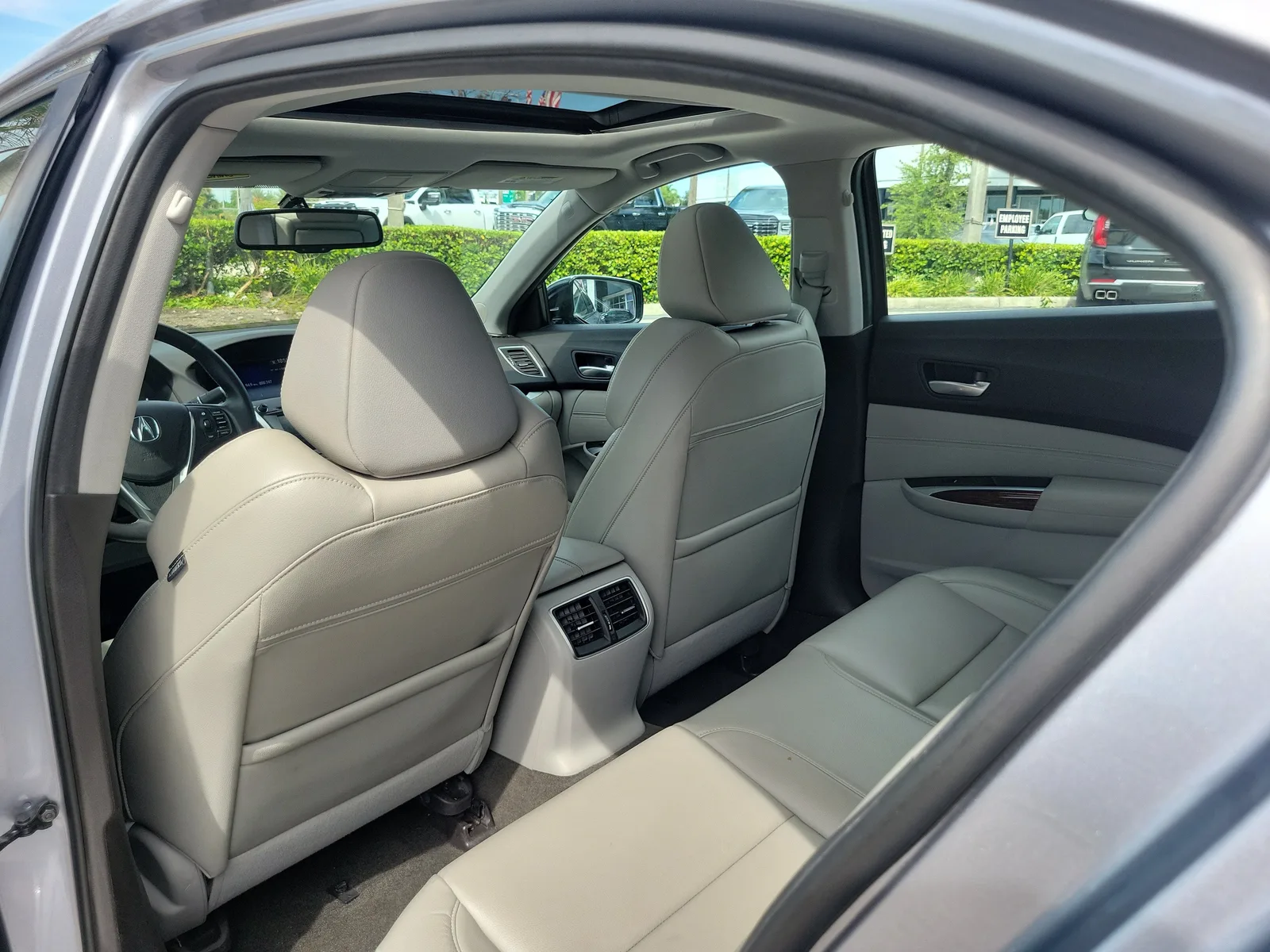 2016 Acura TLX V6 photo 14