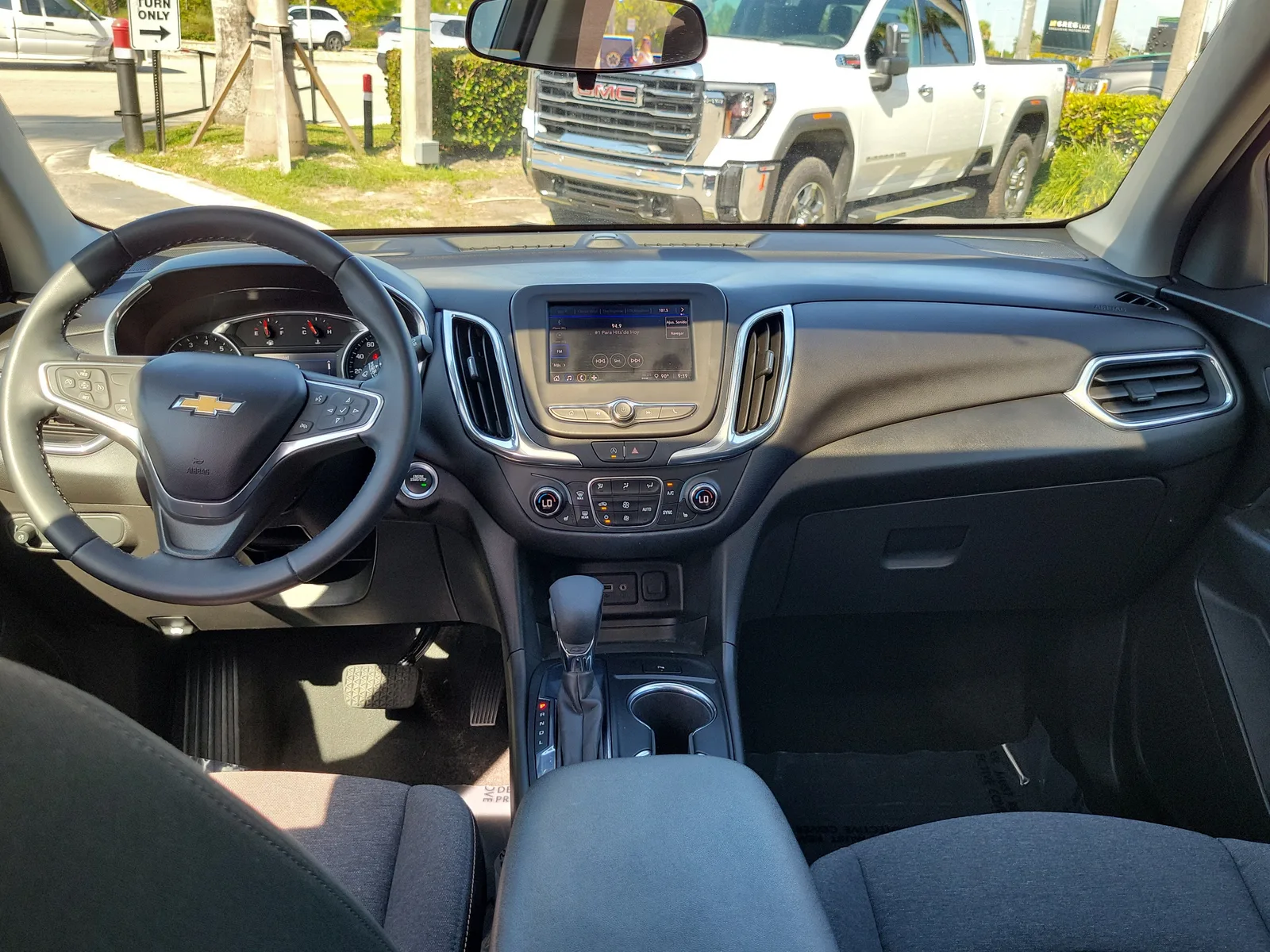 2023 Chevrolet Equinox LT photo 15