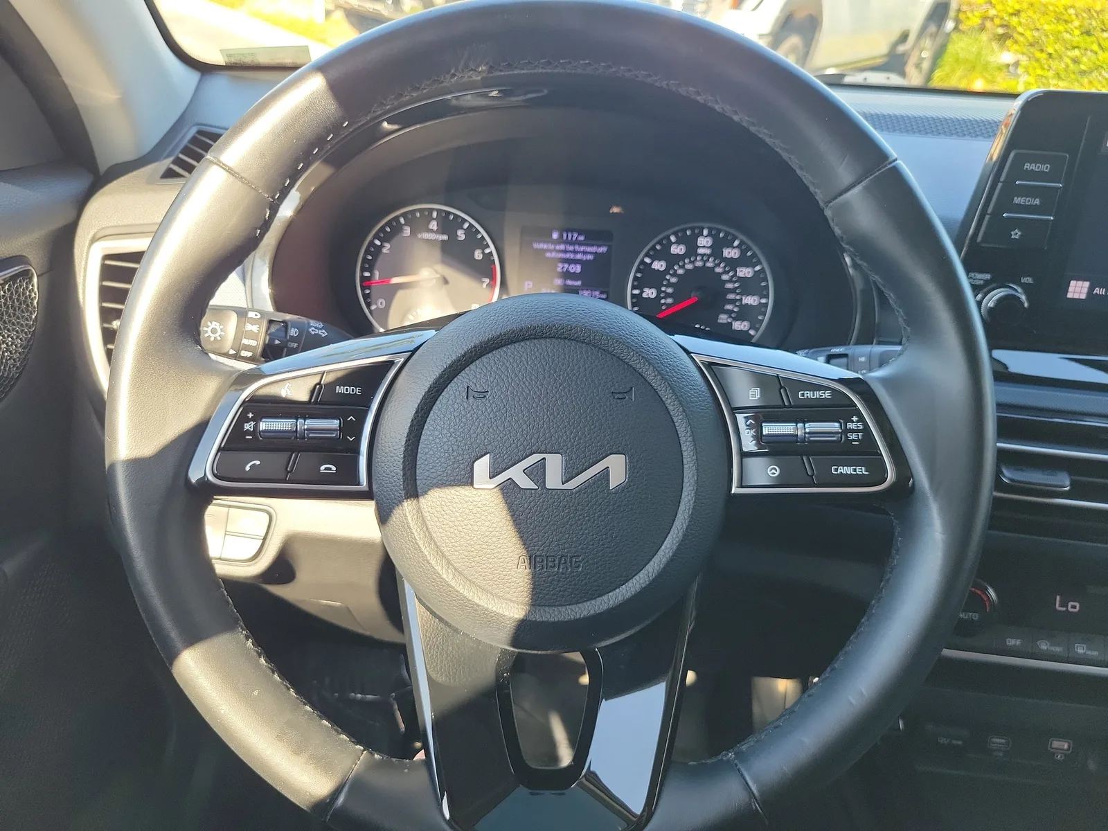 2023 Kia Seltos S photo 17
