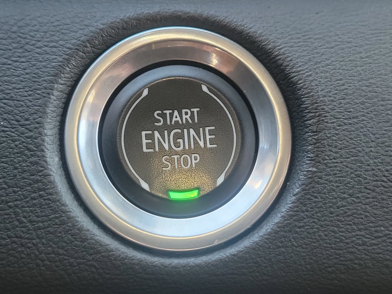 2022 Cadillac Escalade Premium Luxury 4WD photo 18
