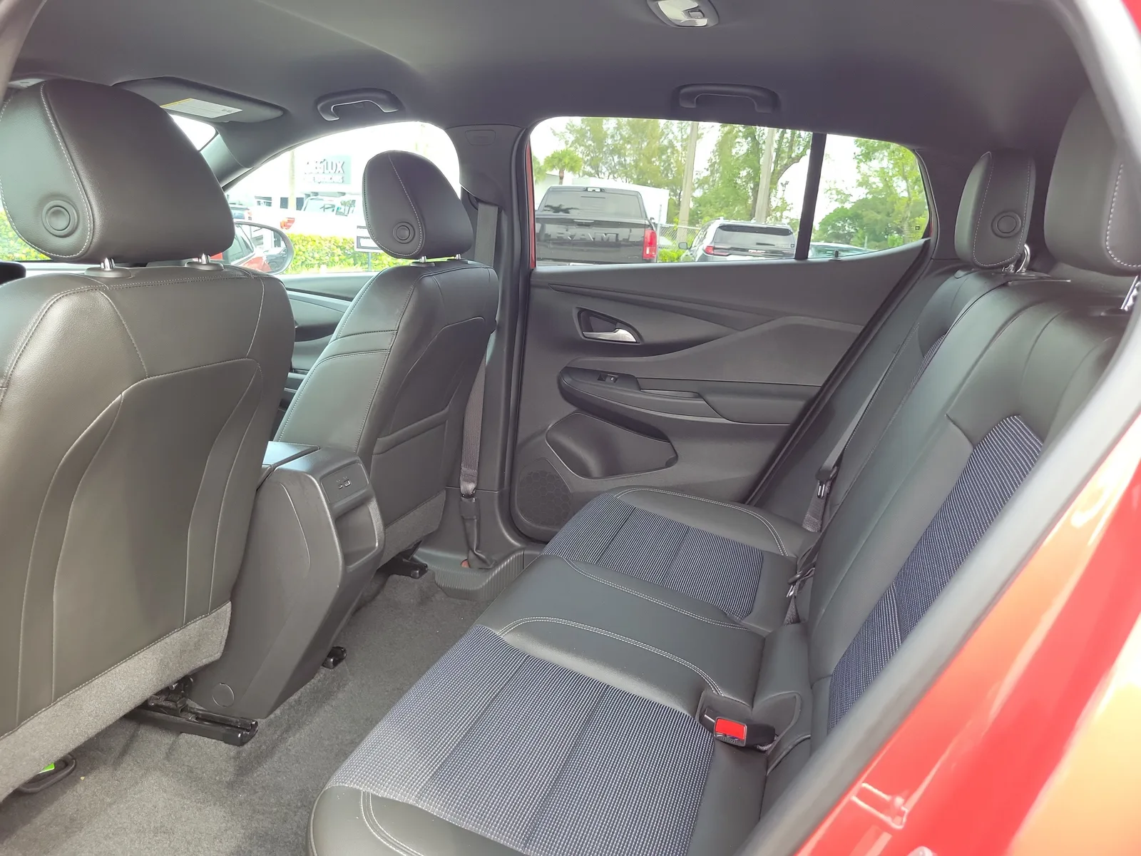 2024 Buick Envista Preferred photo 13
