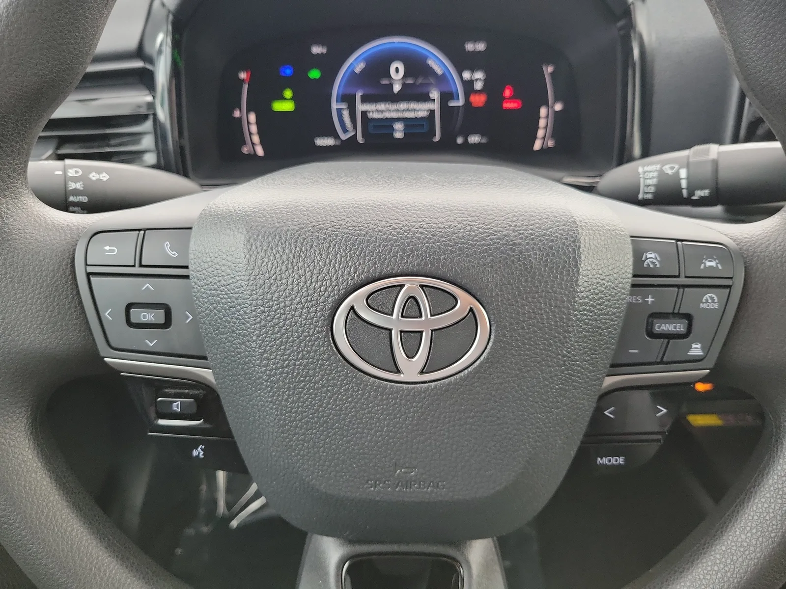 2025 Toyota Camry LE photo 19