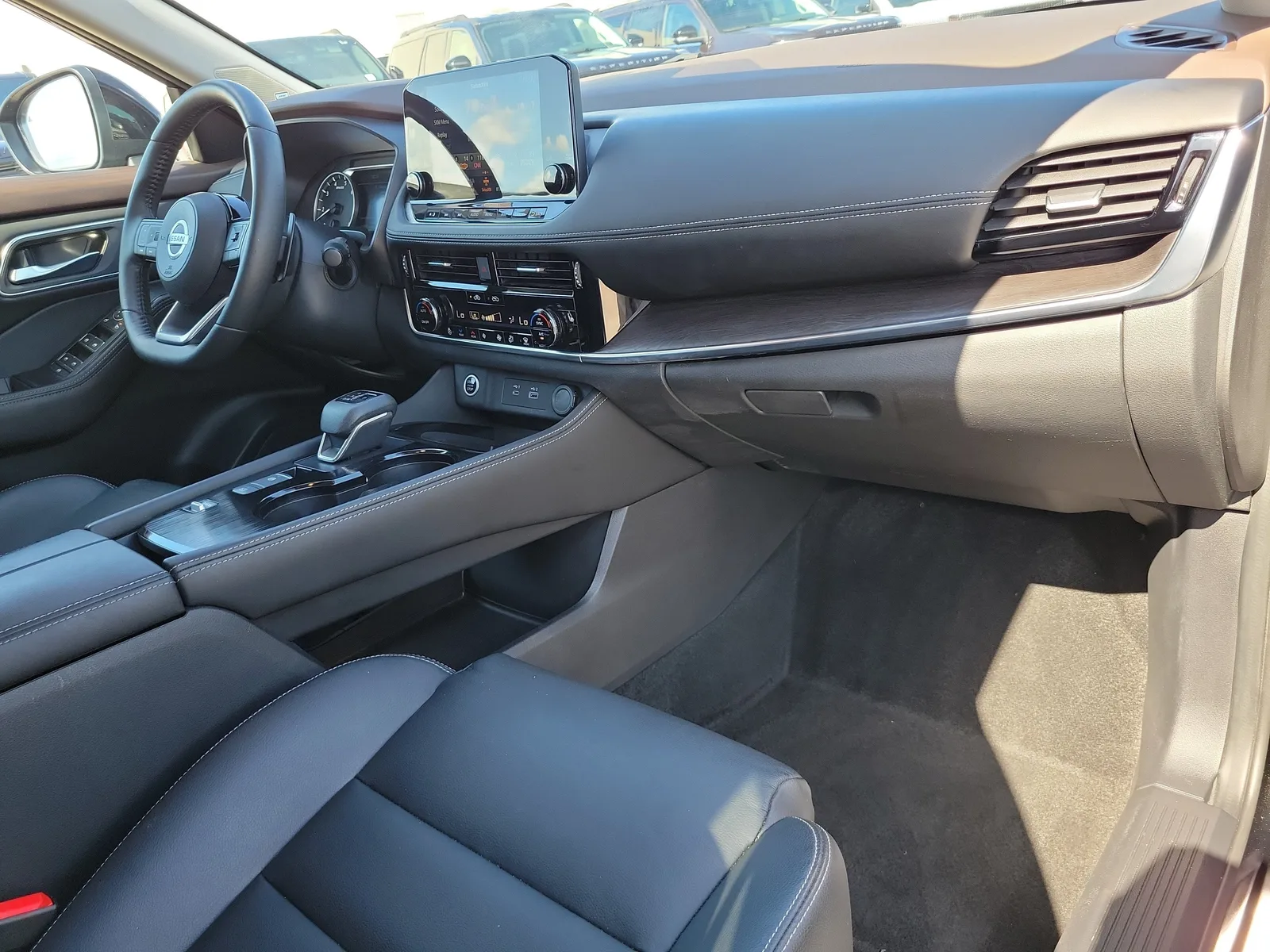 2021 Nissan Rogue SL photo 14
